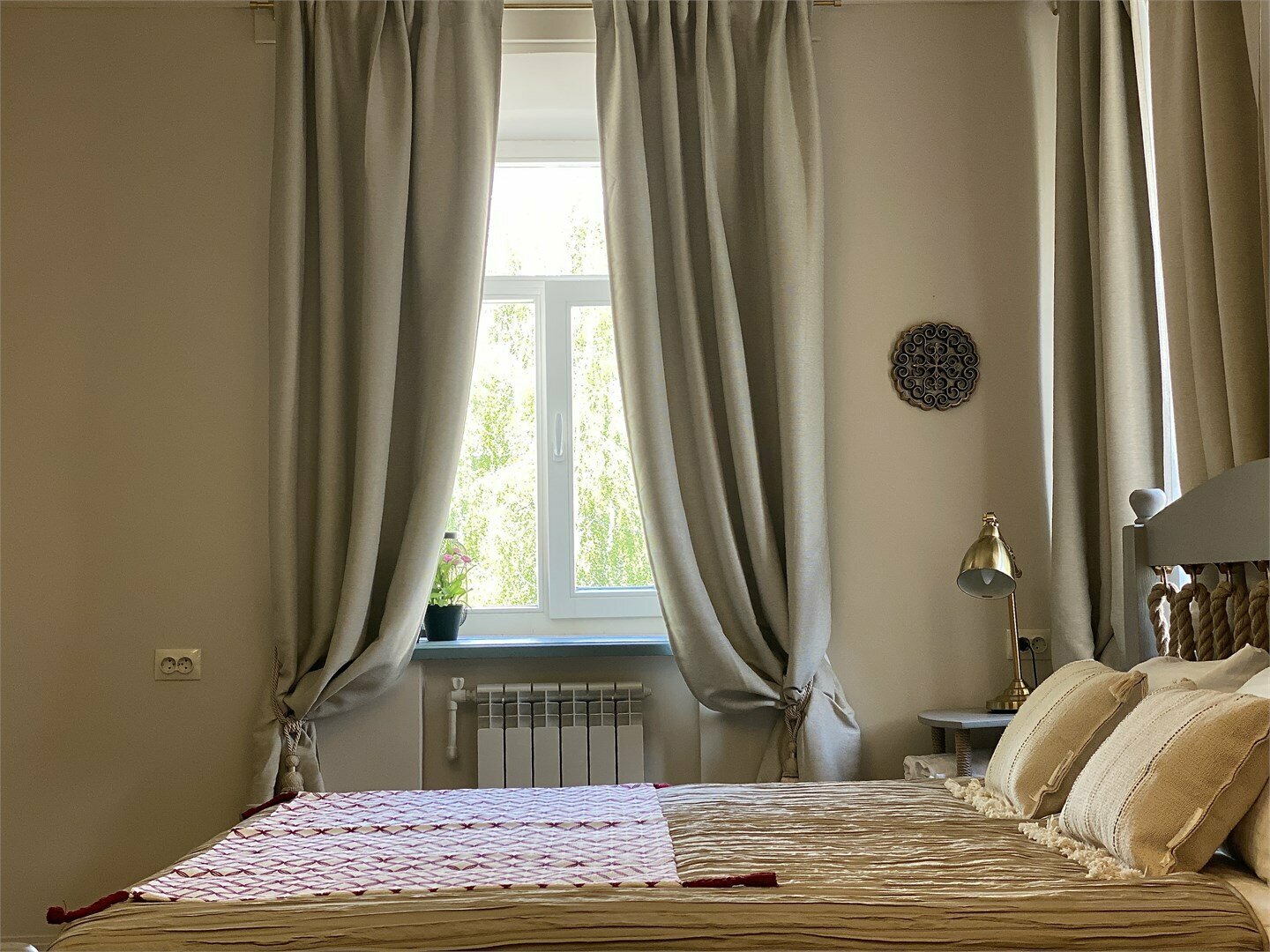 Джуниор Сюит