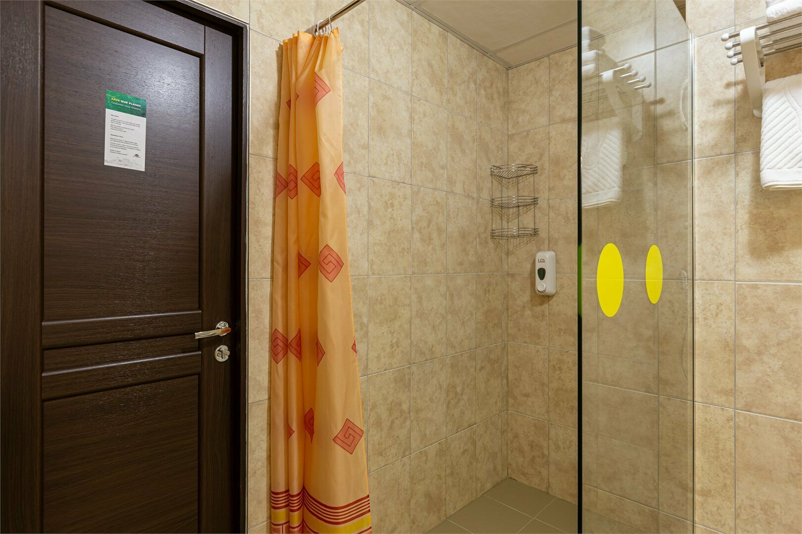 Бюджетный двухместный номер с большой кроватью