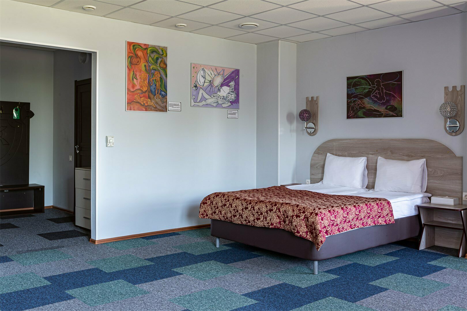 Джуниор Сьют