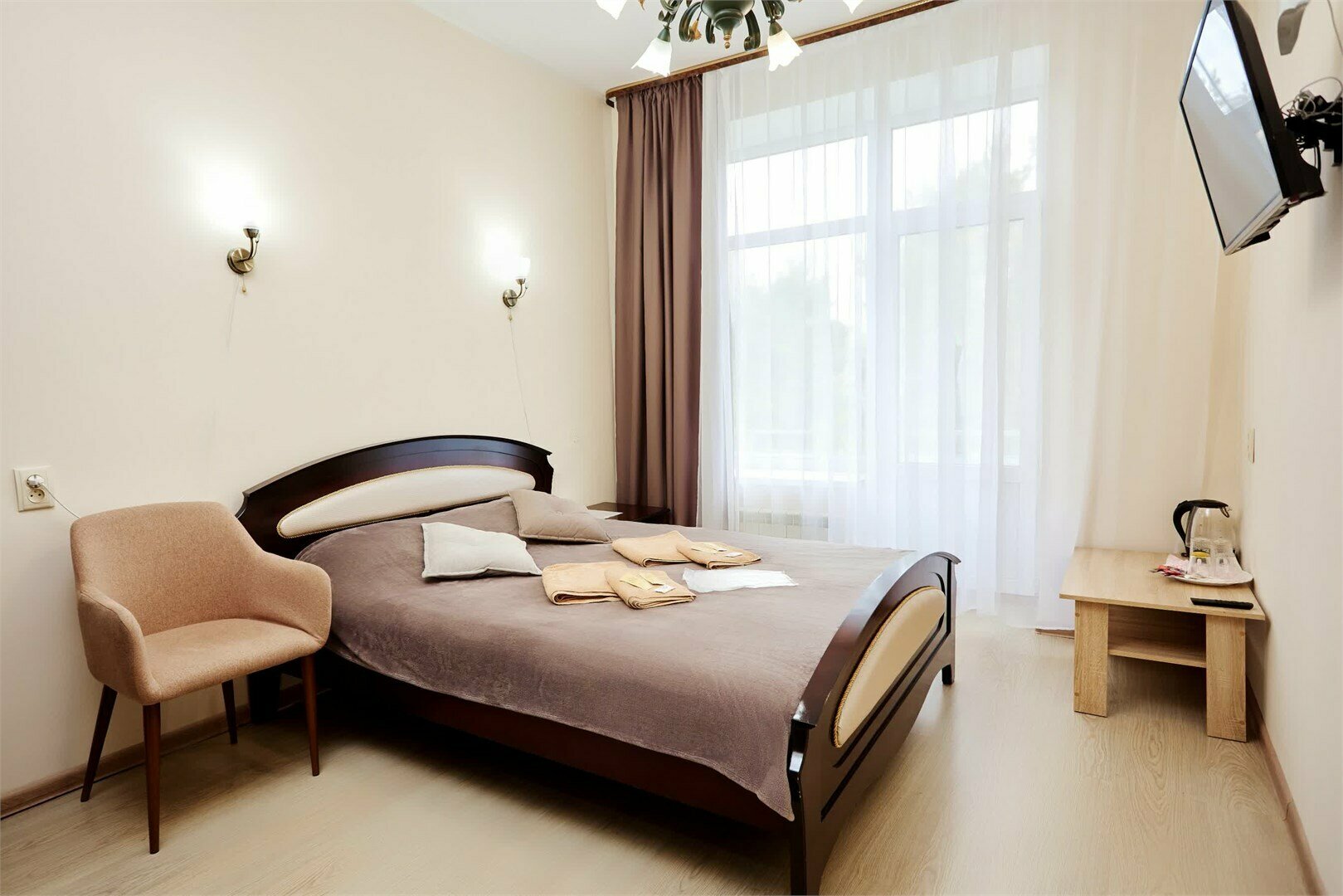 Улучшенный двухместный номер с 1 кроватью