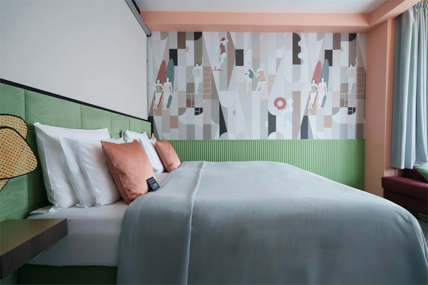 Креативный люкс с двуспальной кроватью