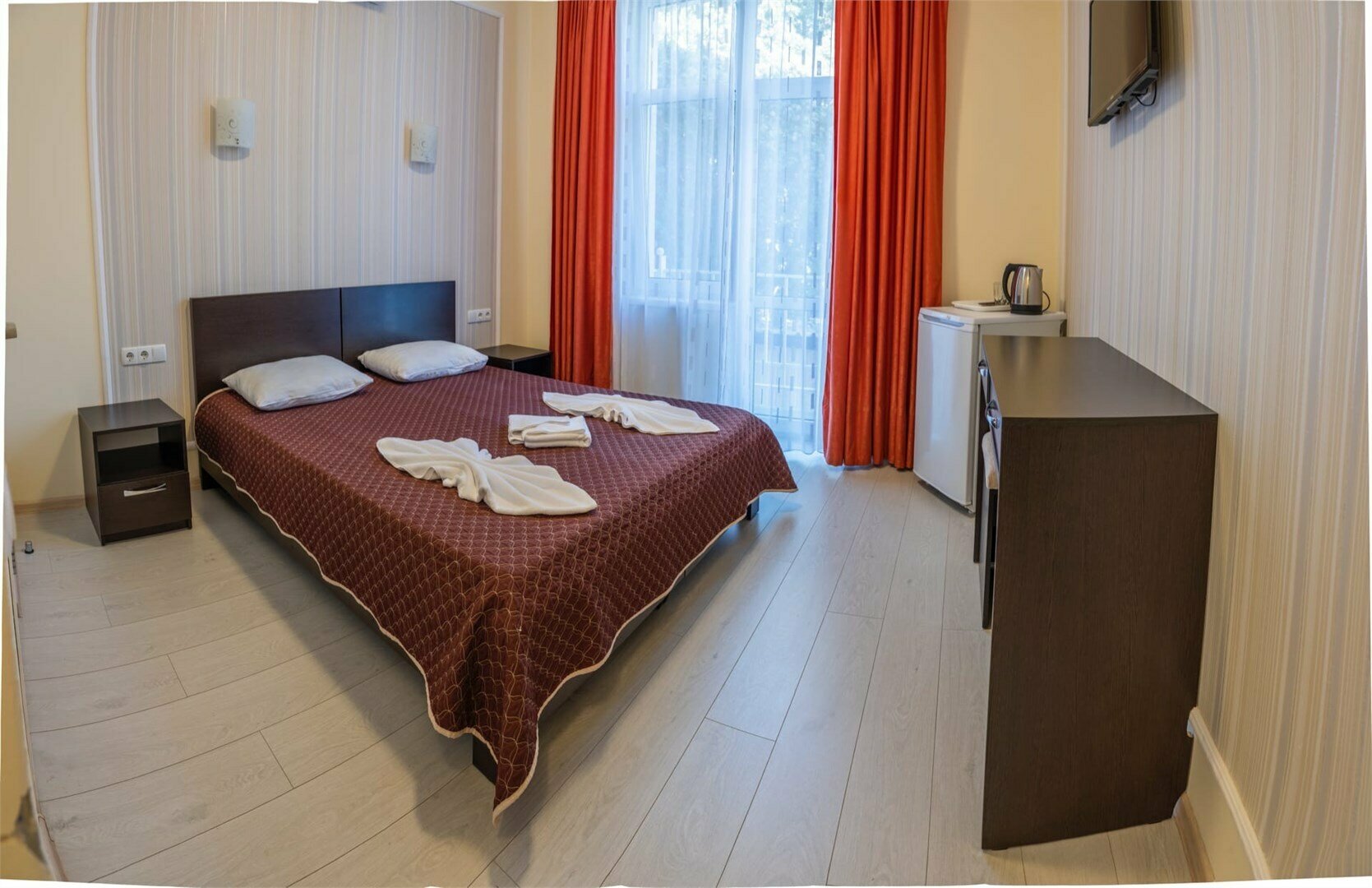 Двухместный номер с 1 кроватью и балконом