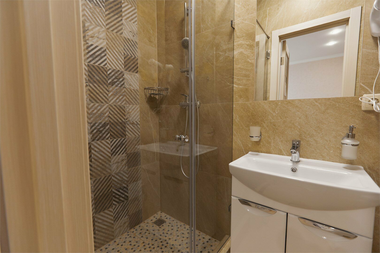 Семейный номер с балконом