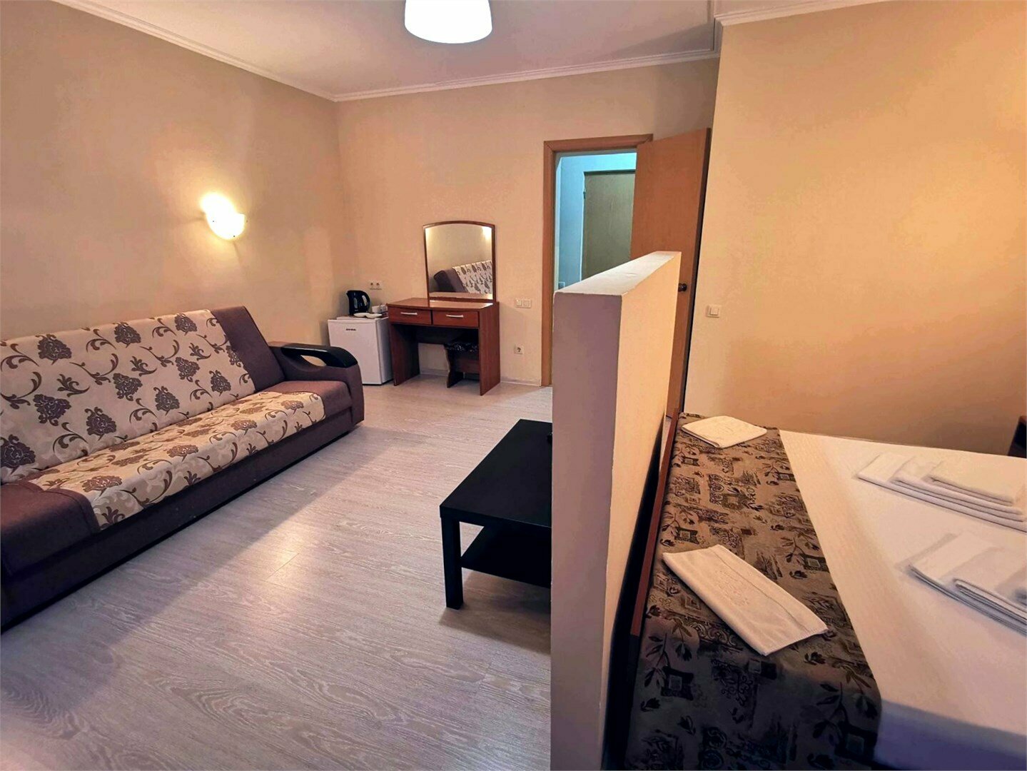 Улучшенный двухместный номер Делюкс с 1 кроватью или 2 отдельными кроватями