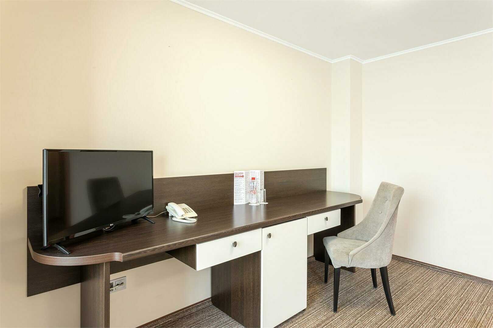 Стандарт одноместный (Standard Double Bed)