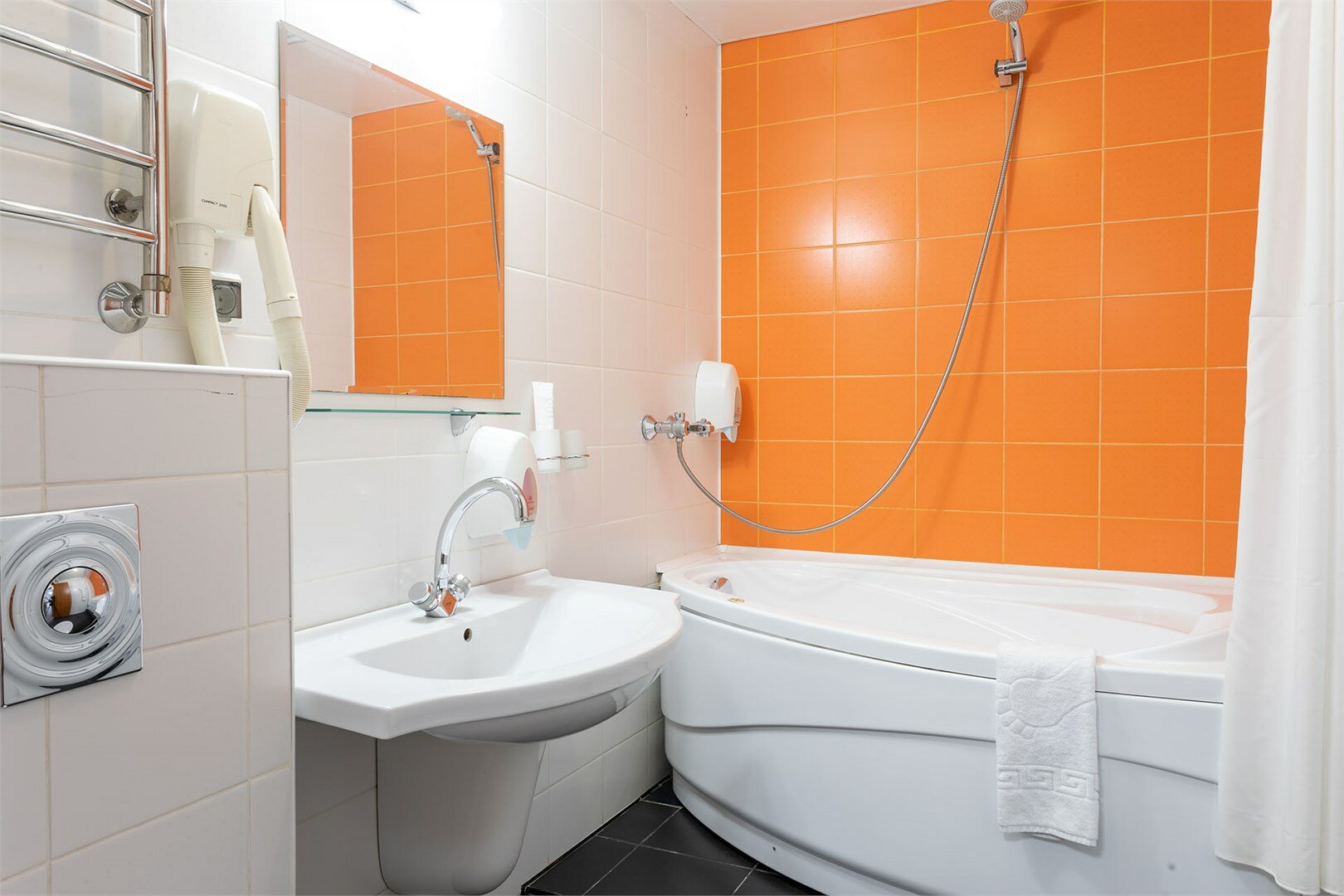 Стандарт одноместный (Standard Double Bed)