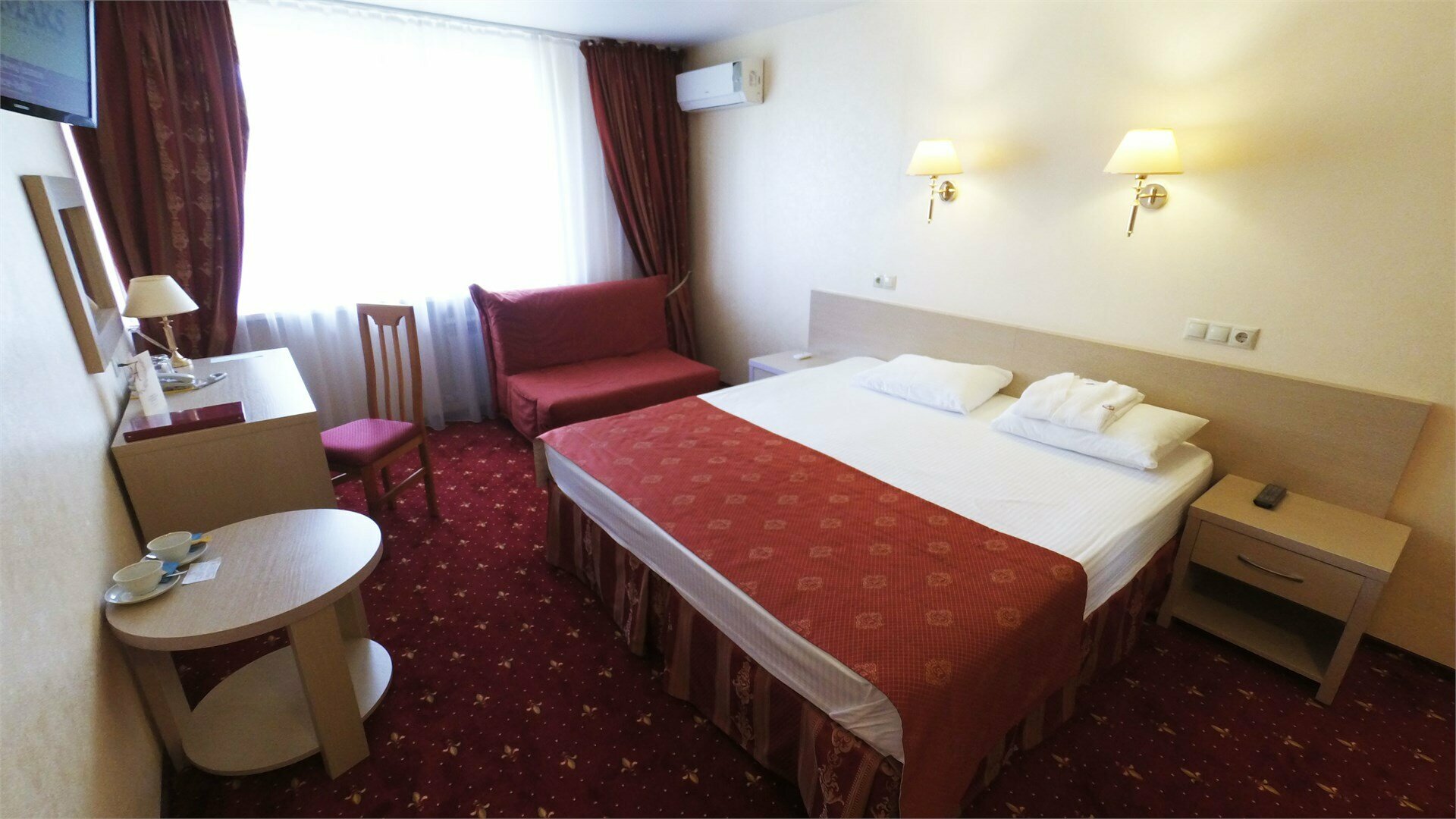 АМАКС Стандарт с двуспальной кроватью