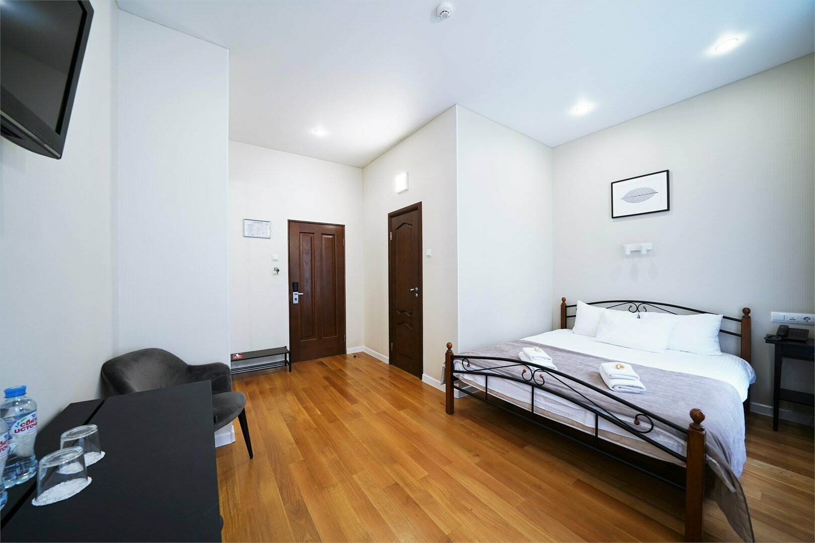 Меблированная комната формата «Классика» с 1 кроватью