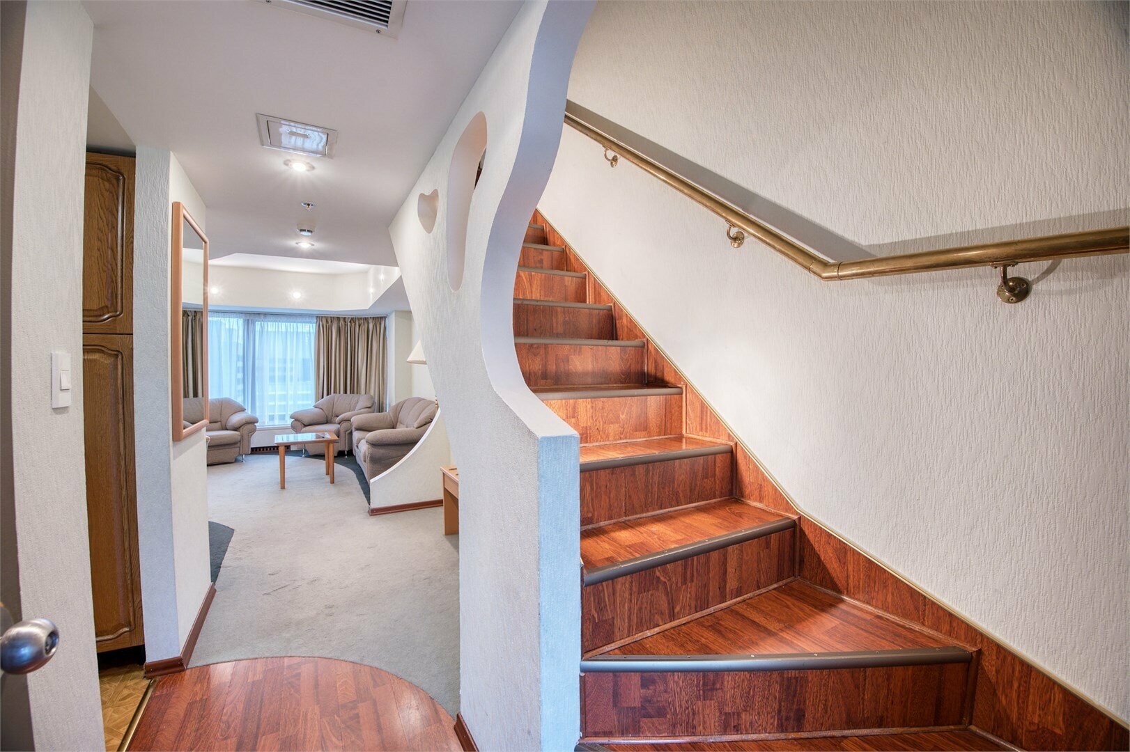 Апартаменты двухуровневые Стандарт (KING) без плиты