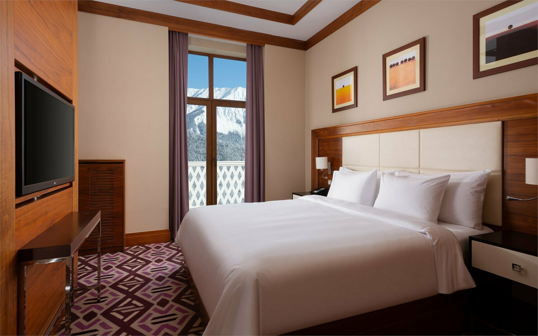 Номер Superior, вид на горы - с двуспальной кроватью