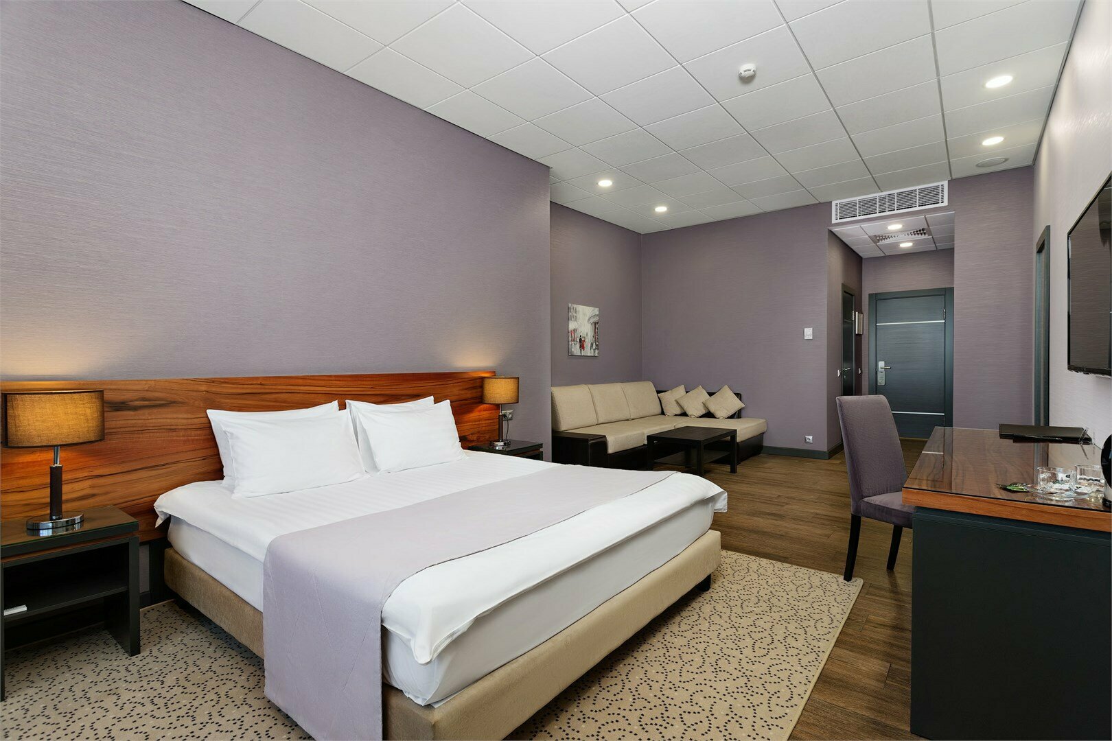 Полулюкс Делюкс