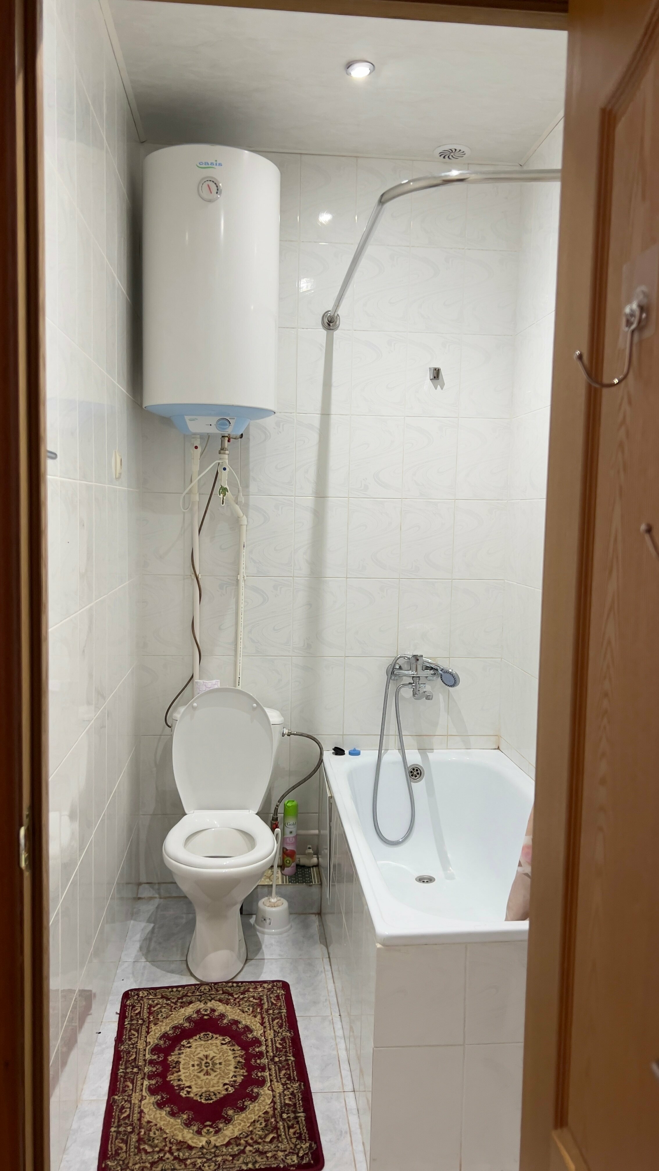 Трехместный номер «Комфорт» с душем