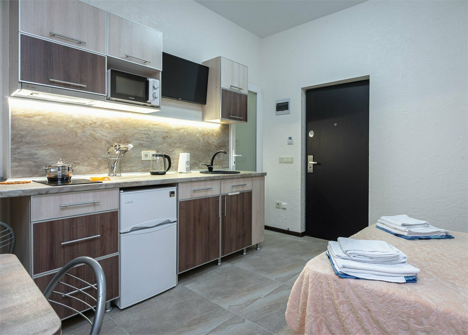 Номер студио