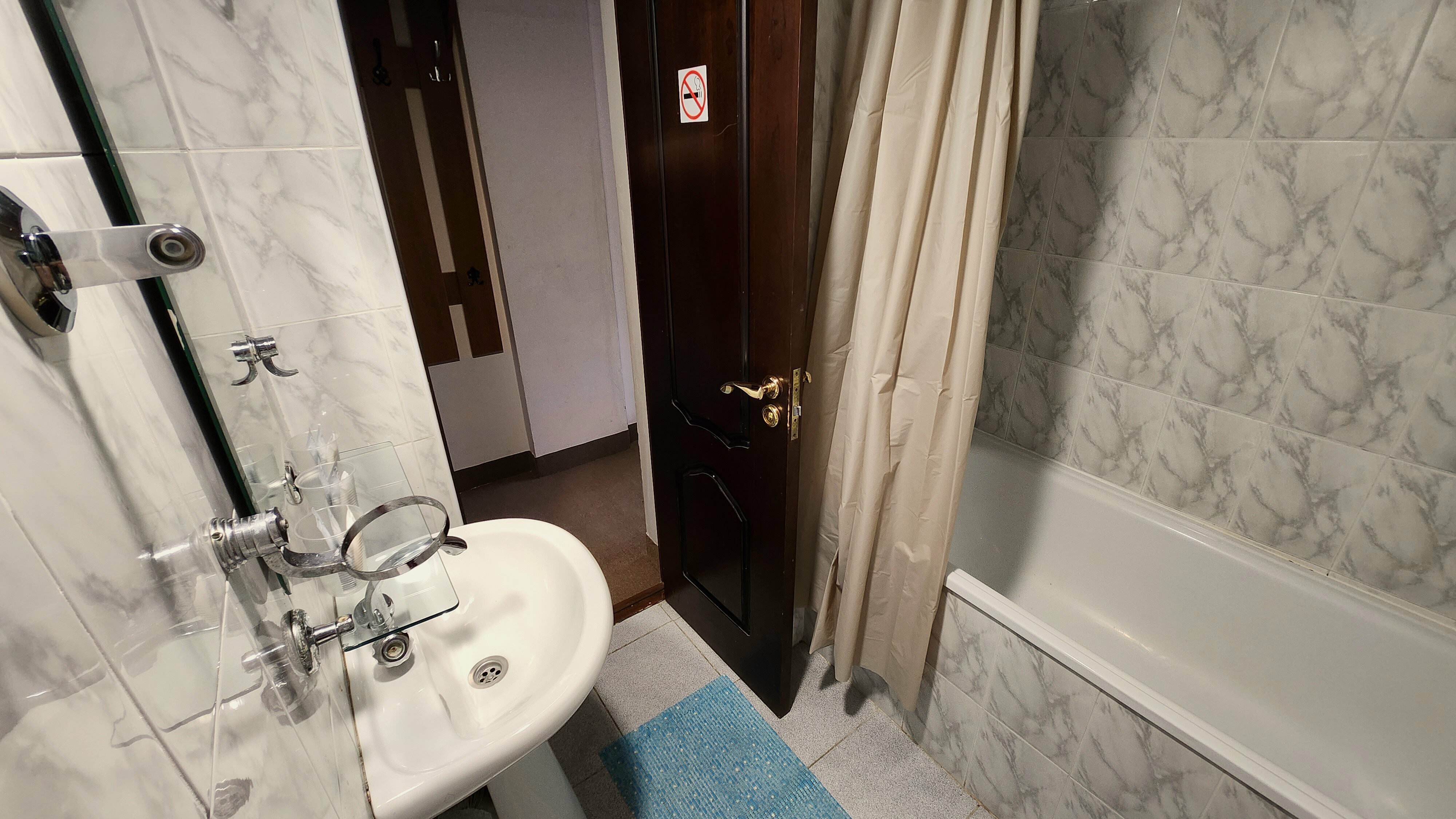 Стандартный трехместный номер