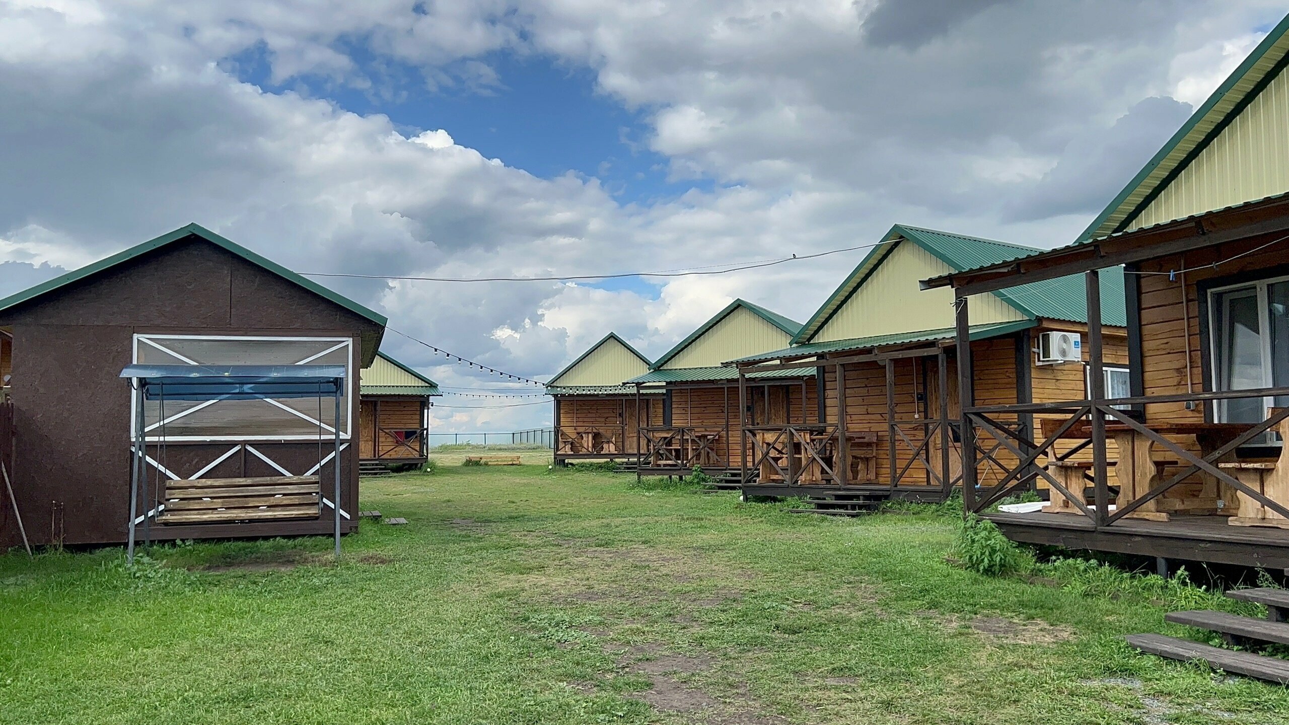 Дом с видом на озеро