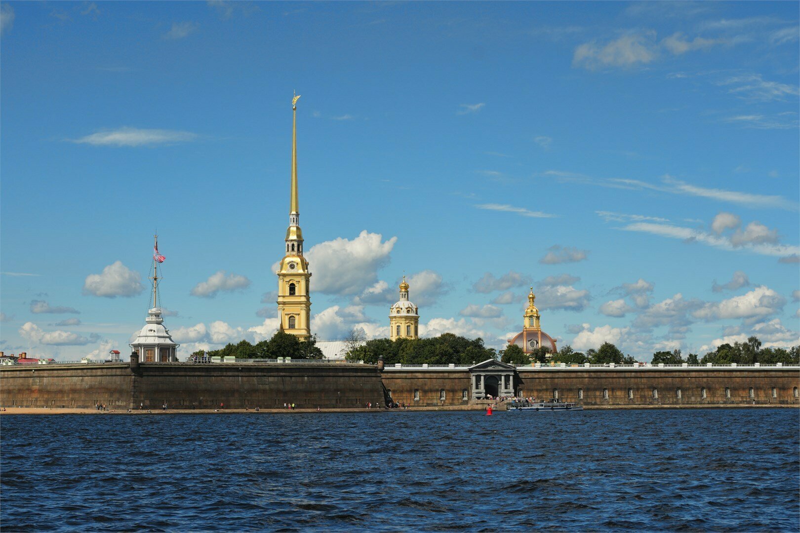 Комфорт с видом на Неву и Петропавловскую крепость