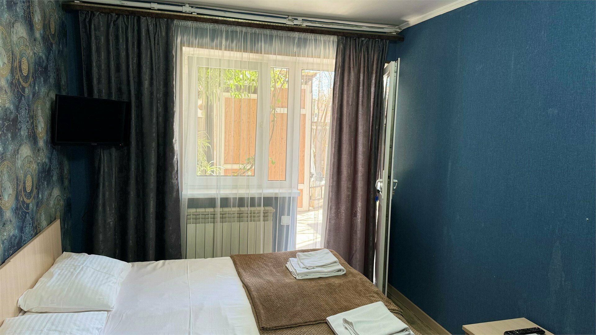 Четырех местный номер с удобствами на этаже