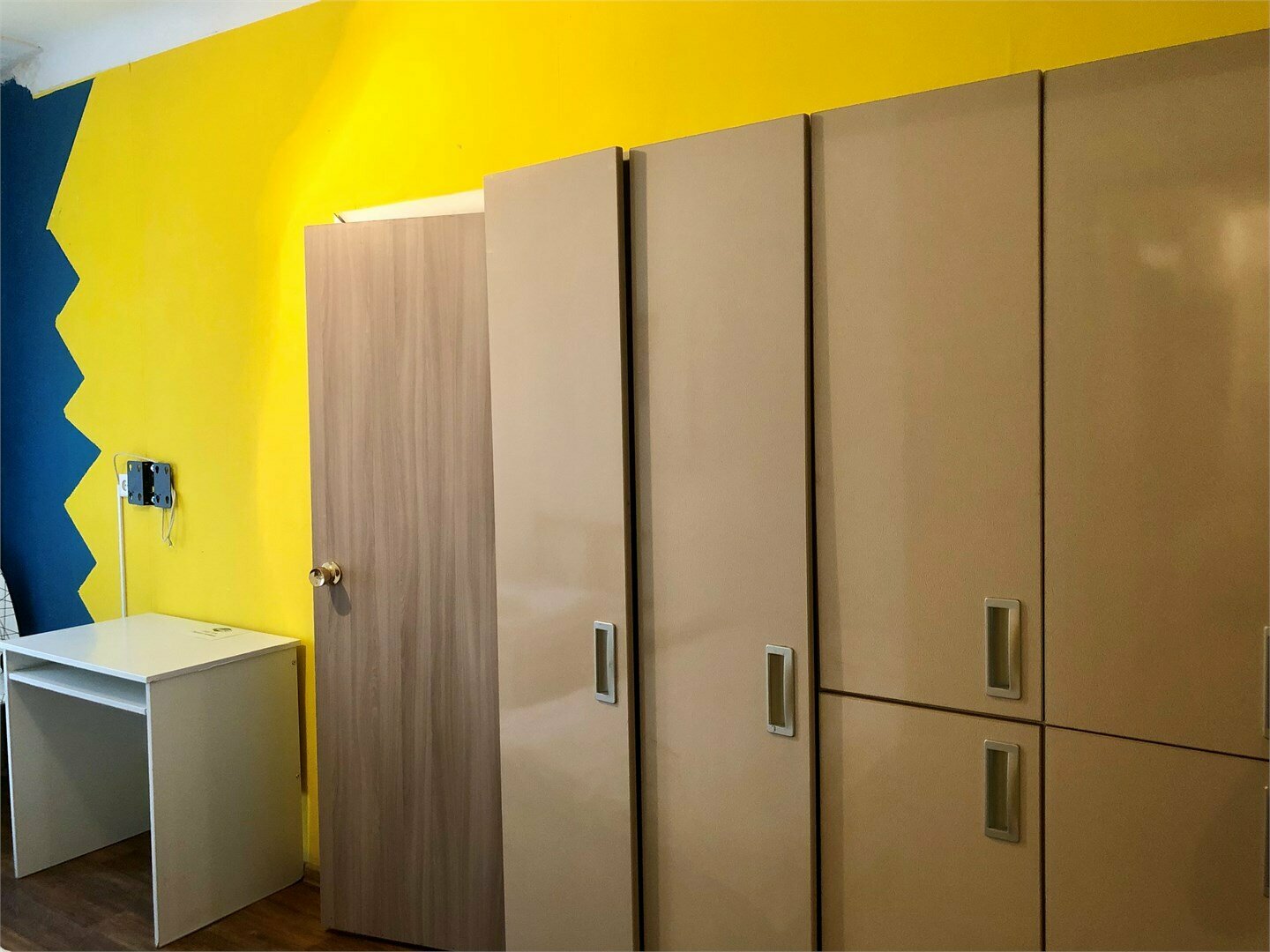 Место в общем номере для мужчин