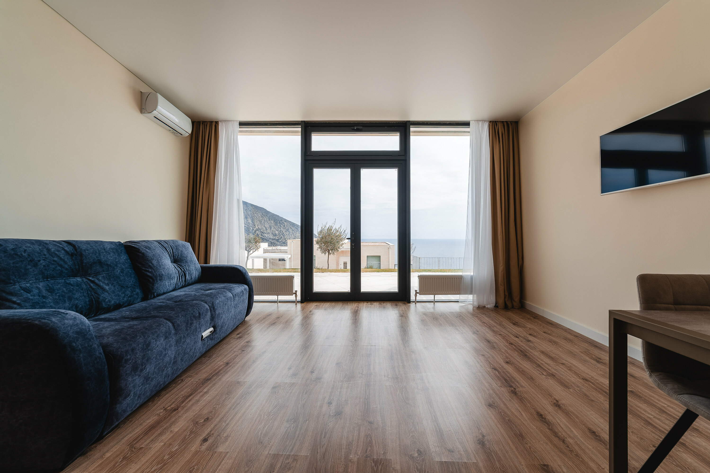 Большой двухместный номер с 1 кроватью