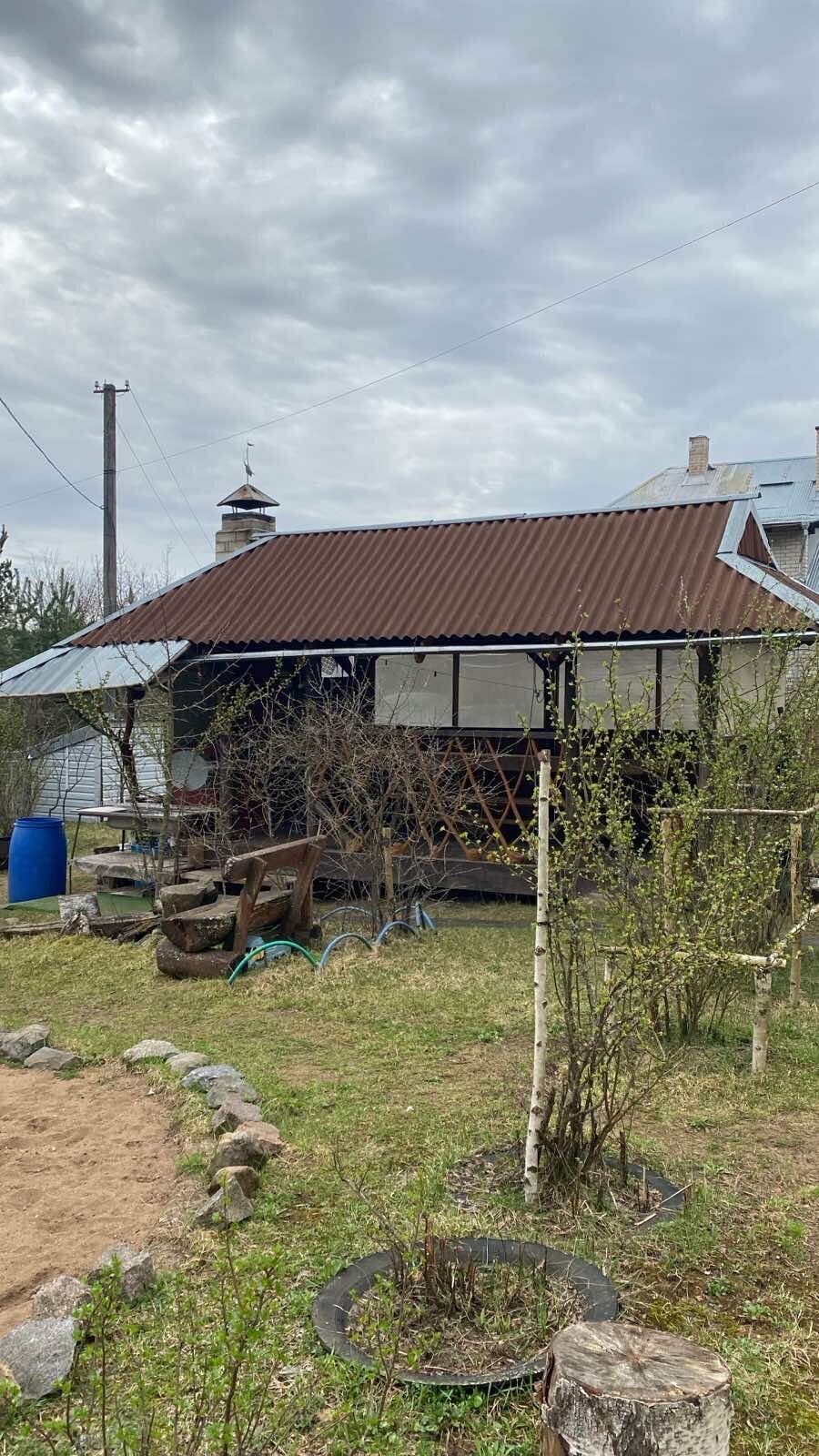 Дом с видом на лес