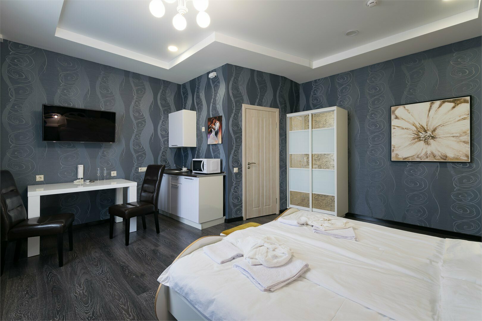 205 - Апартаменты Делюкс с кухней, с 1 кроватью размера "king-size", бесплатная стоянка