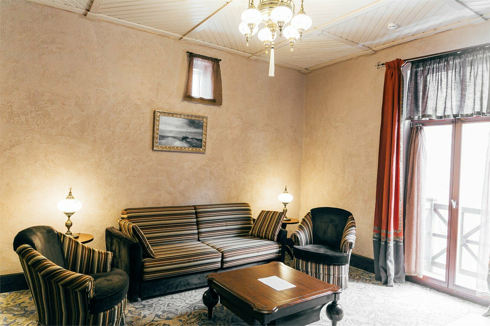 Люкс с балконом и видом на реку