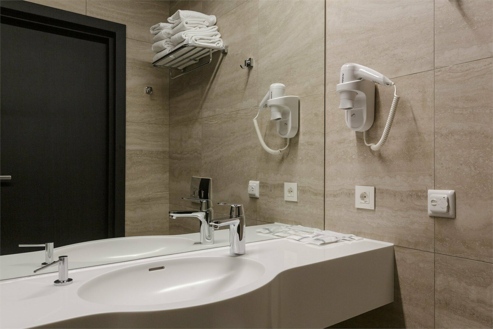 Улучшенный номер с эркером