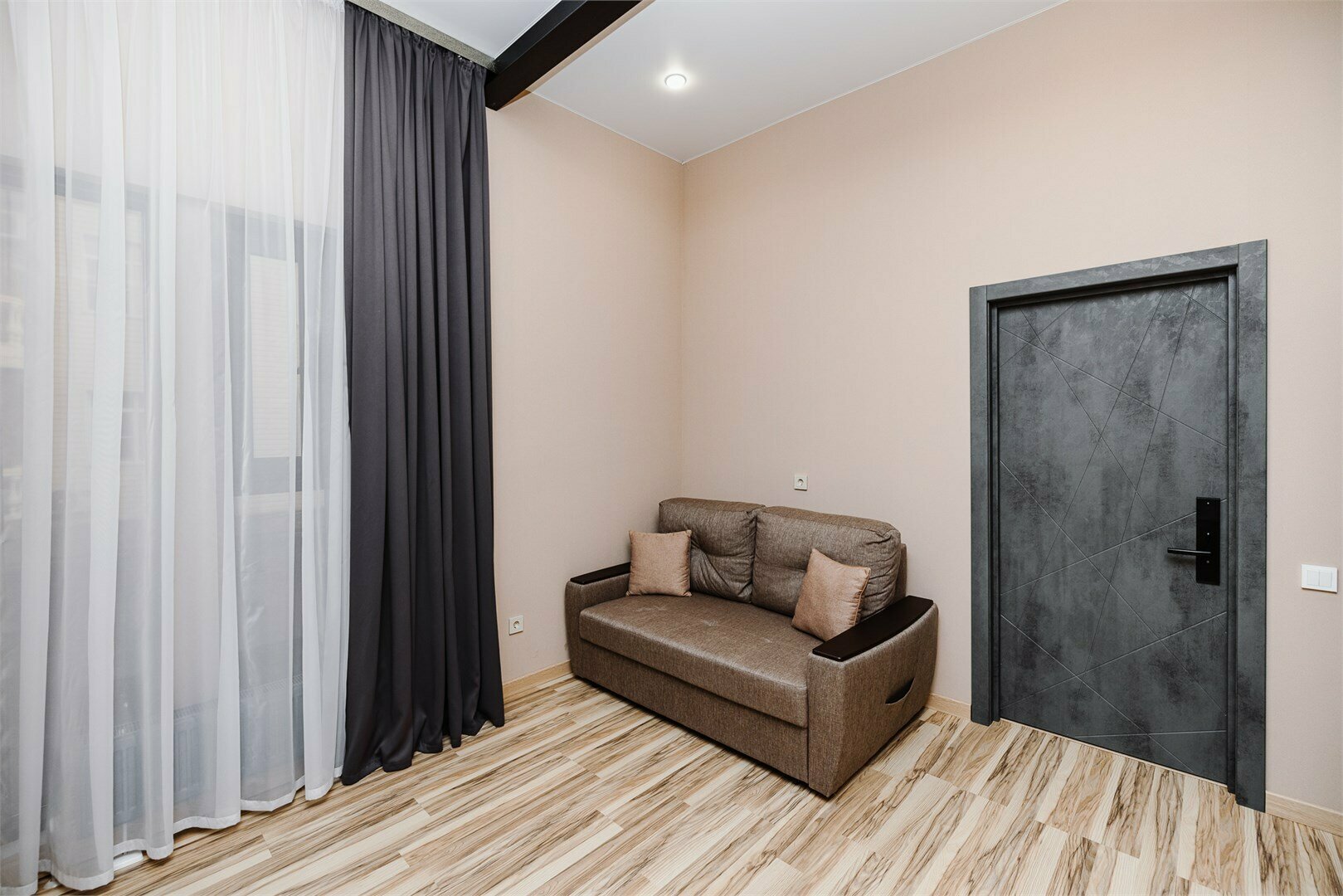 Улучшенный номер с кроватью размера «king-size»