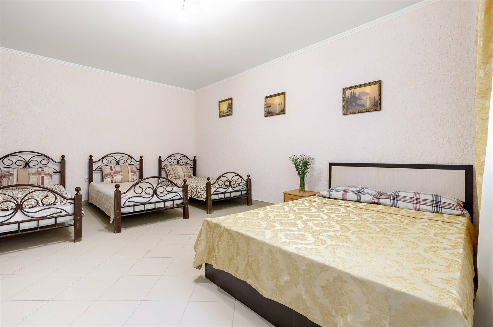 Четырехместный номер