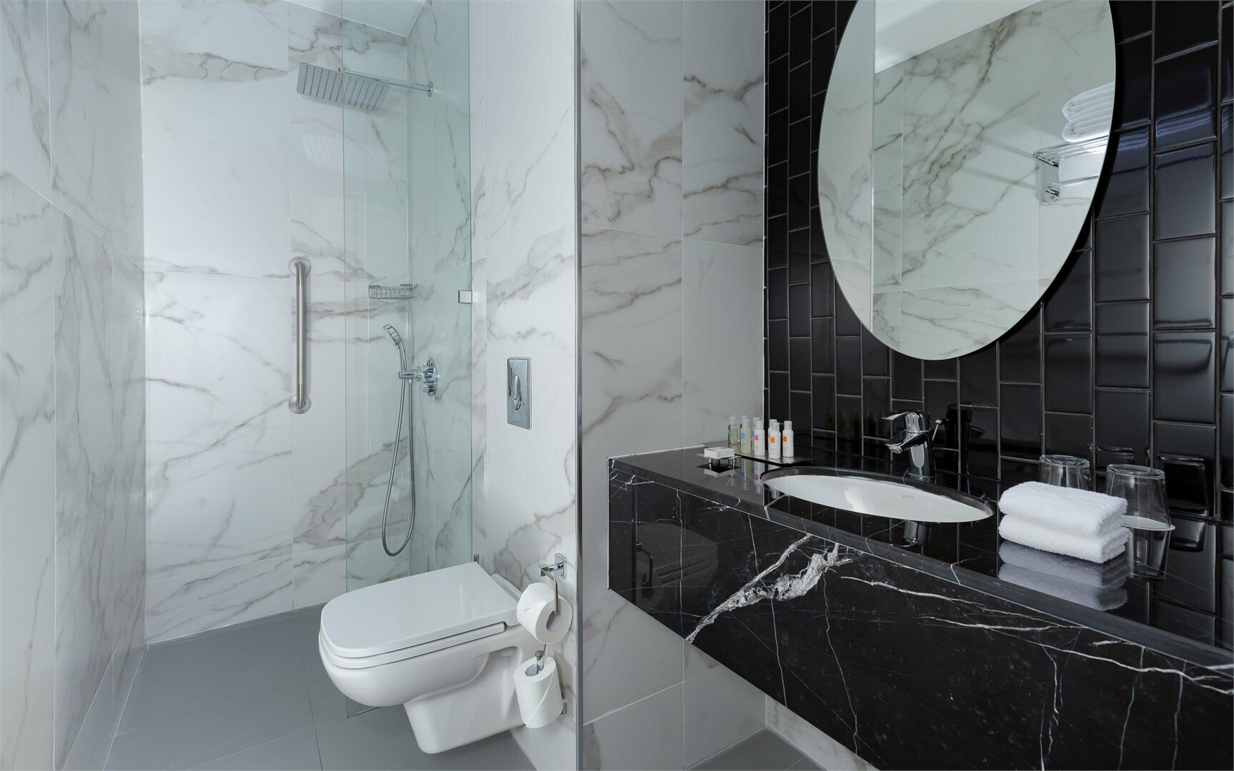 Делюкс c кроватью Queen