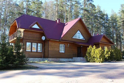 Дом с собственным бассейном