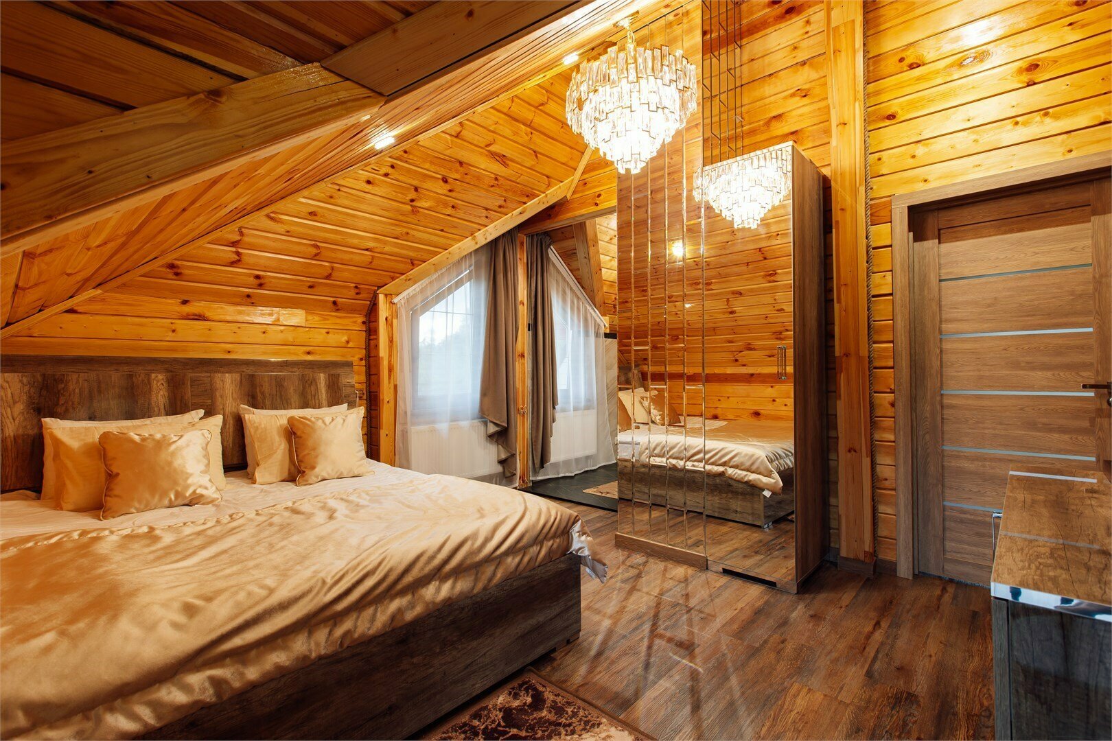 Номер Люкс в ШАЛЕ ДЕ ЛЮКС