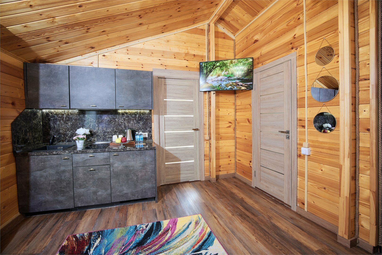 ДОМ РОМАНТИКА С КУПЕЛЬЮ НА ДРОВАХ