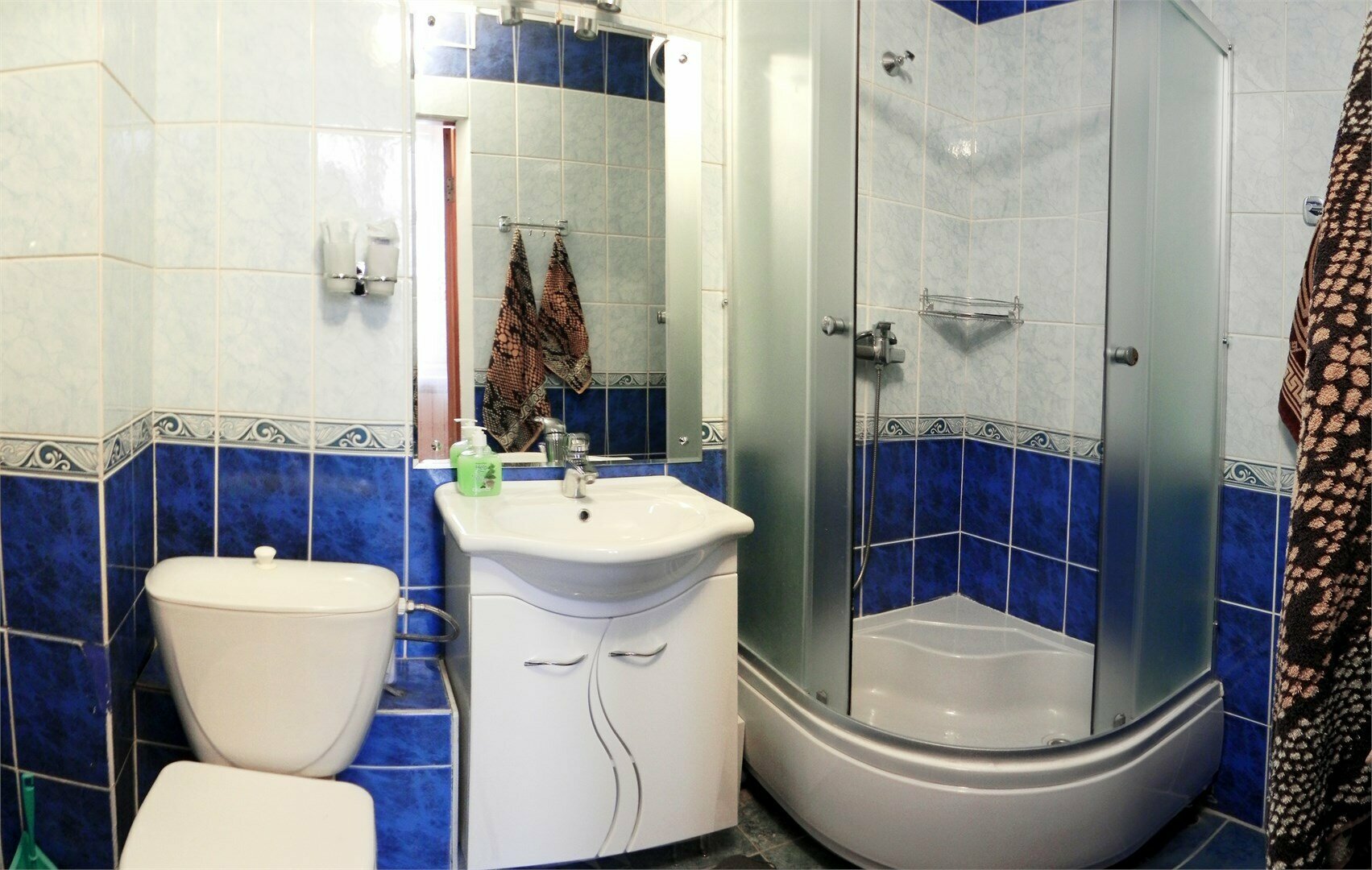 Стандартный улучшенный номер с двумя односпальными кроватями