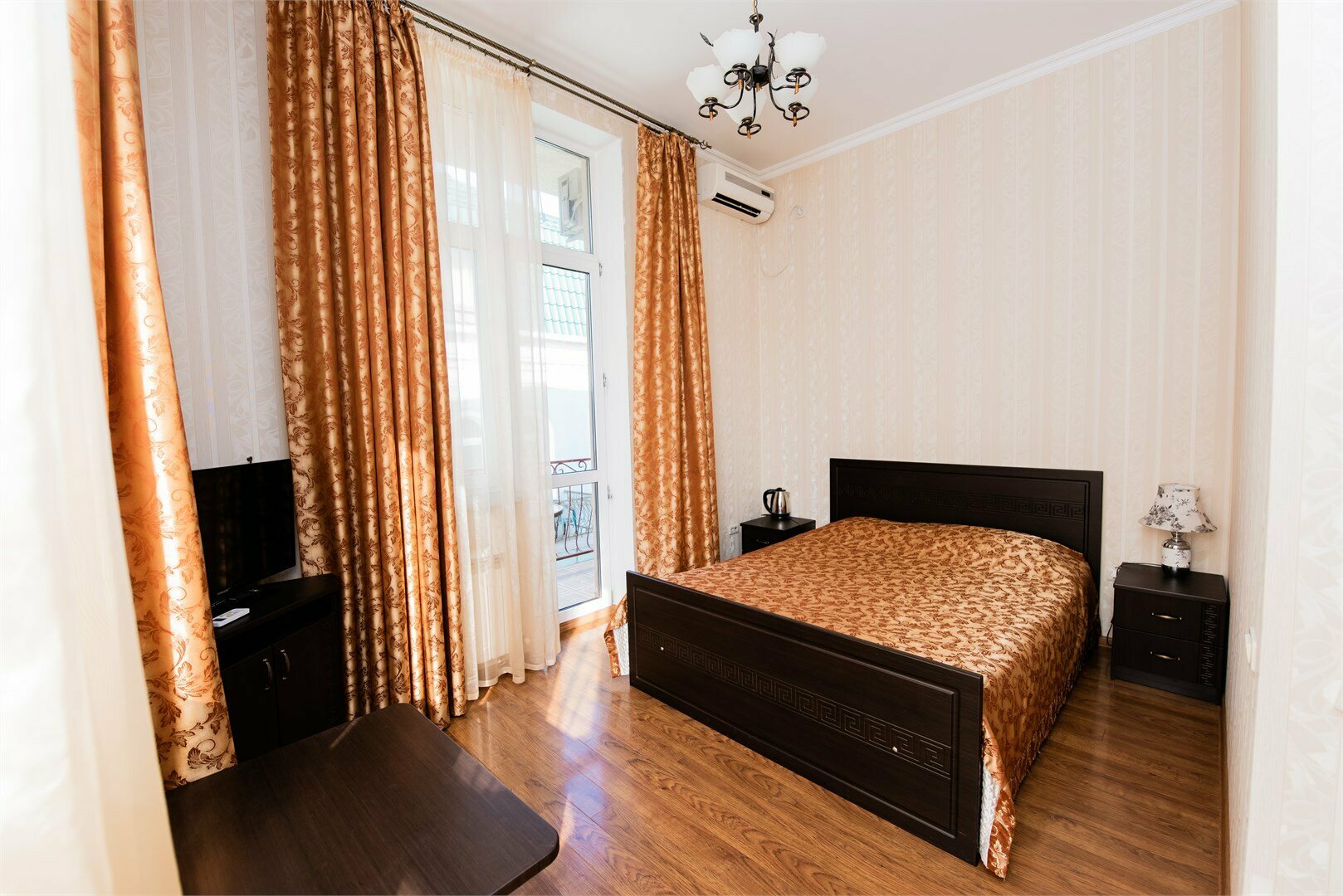 Двухместный номер с балконом корпус Кавказ