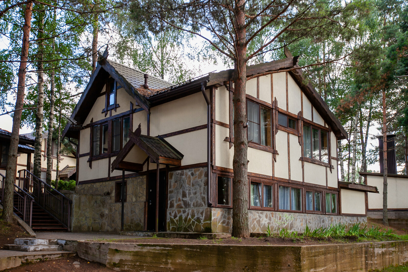 Дом с видом на озеро