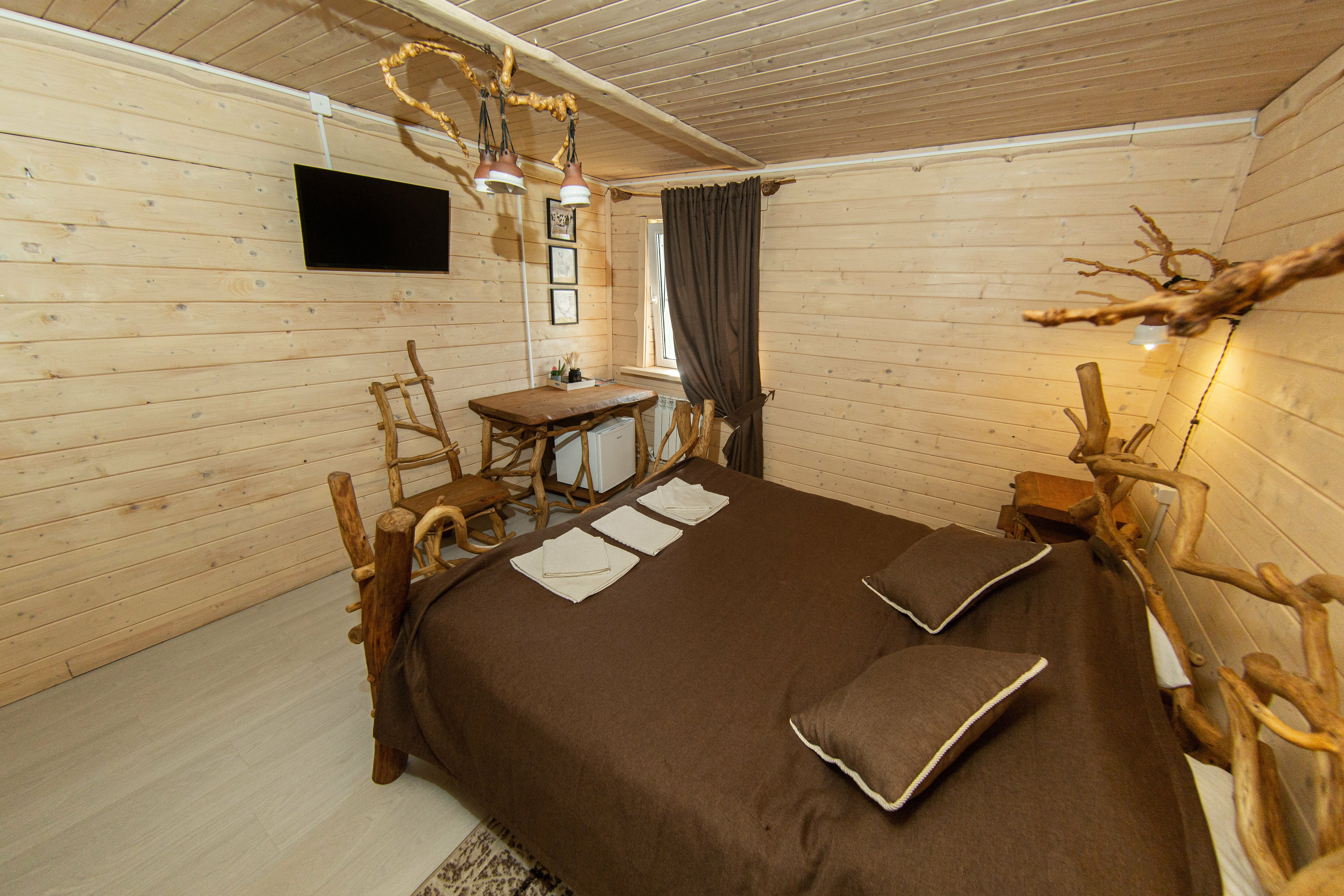 Двухместный номер Делюкс с 1 кроватью и душем