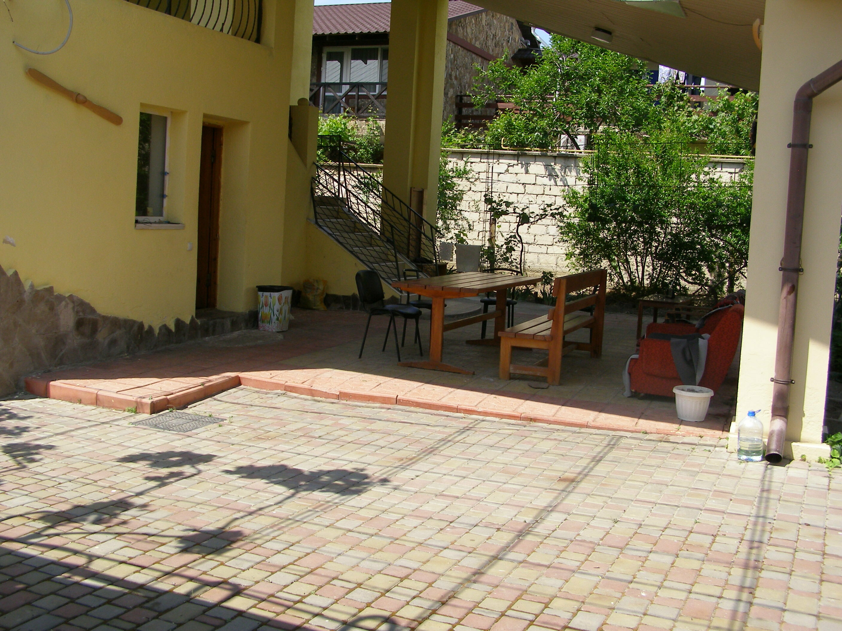 Трехместный номер с балконом