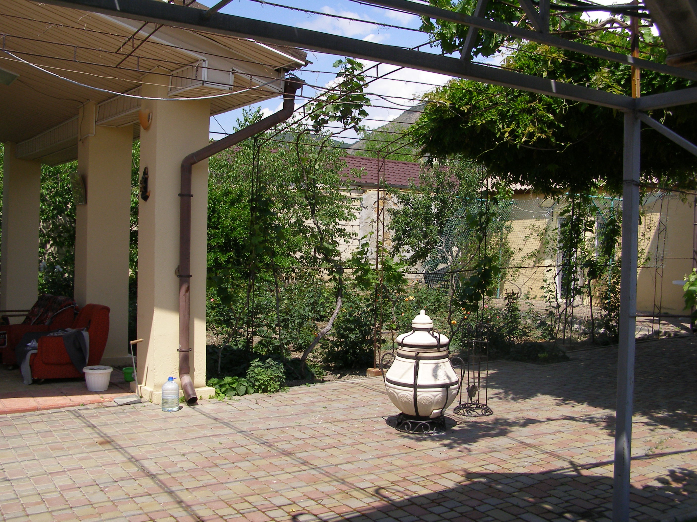 Трехместный номер с балконом