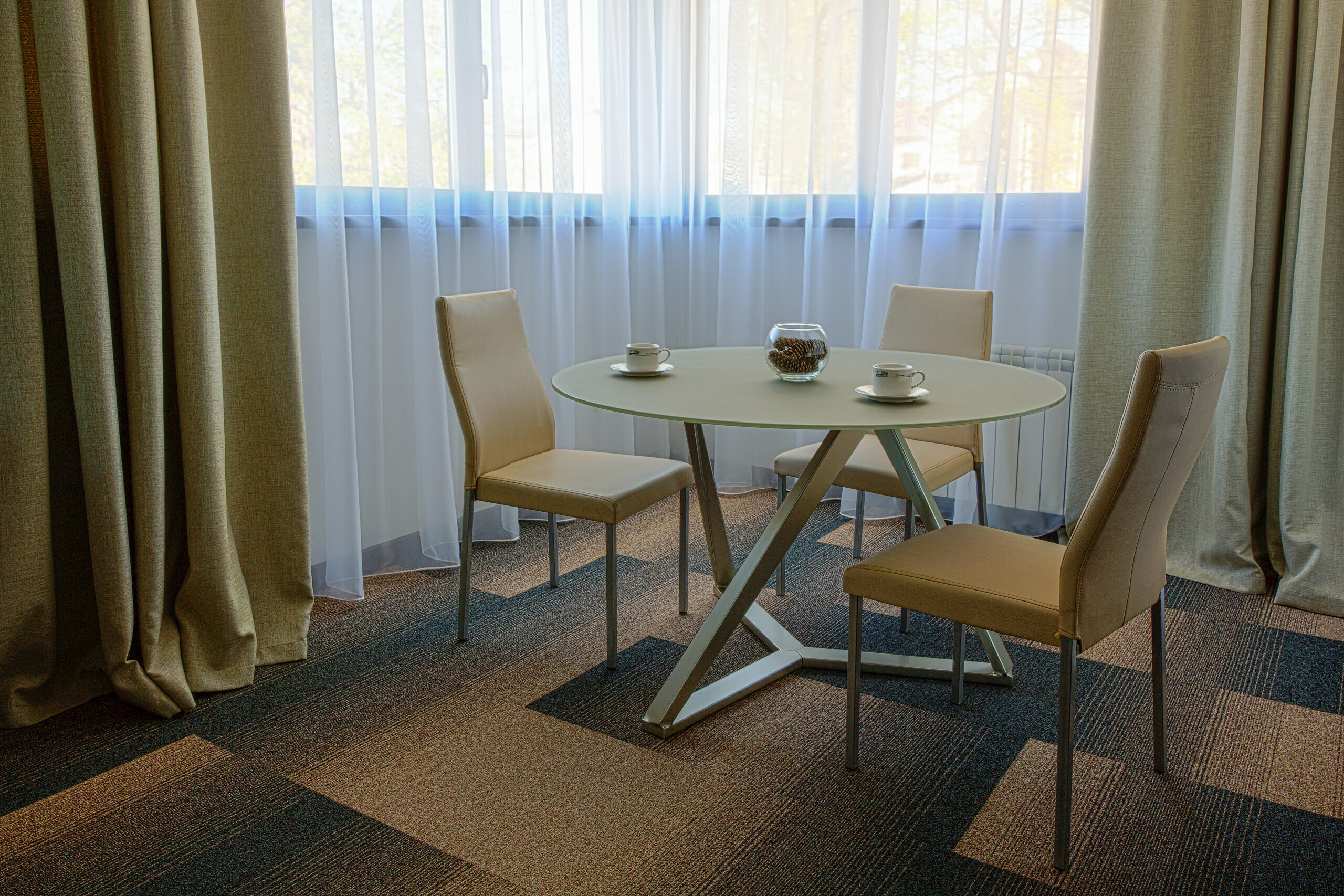 Люкс с кроватью размера "queen-size" и гидромассажной ванной