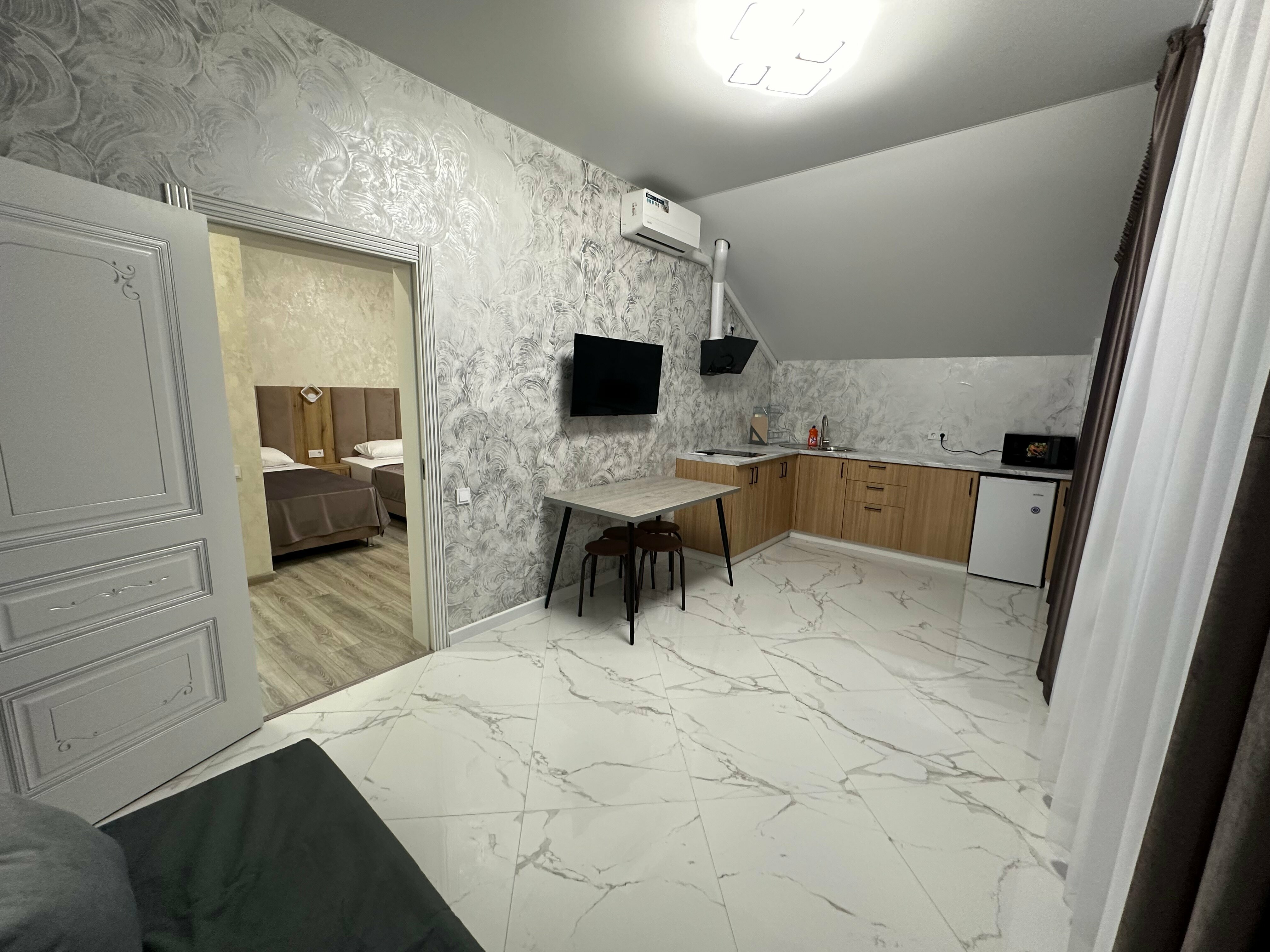 Апартаменты с балконом