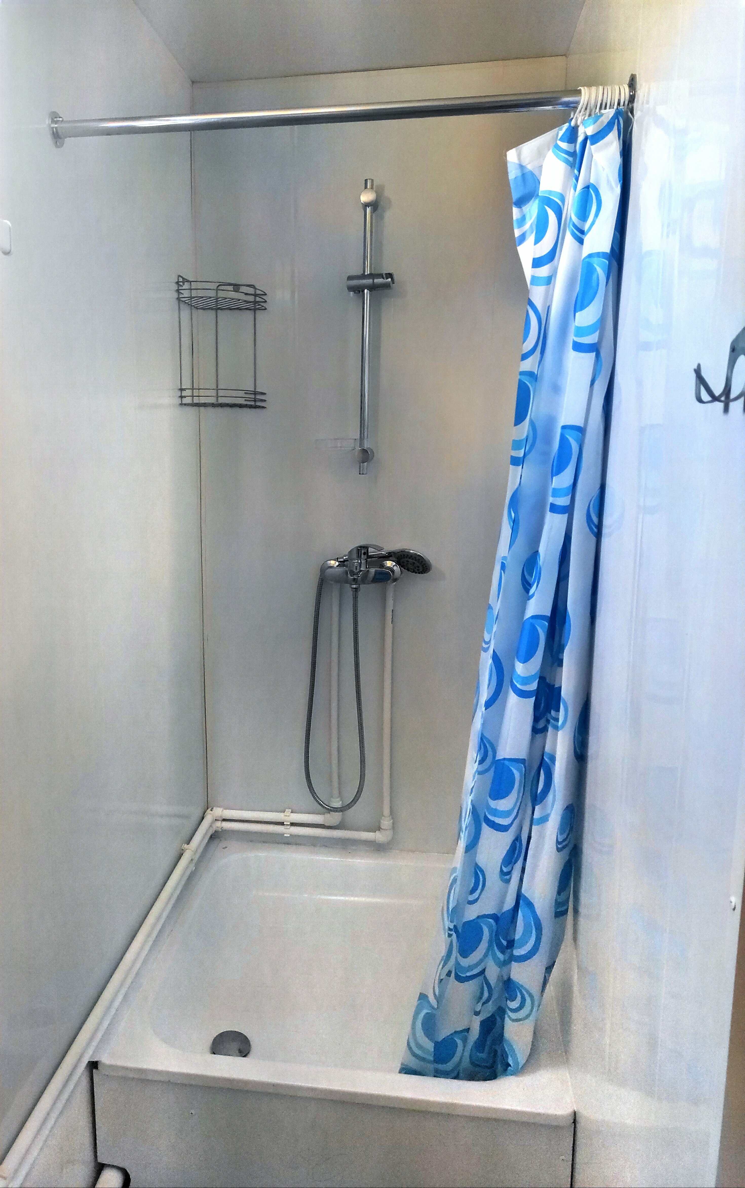 Cемейный номер с собственной ванной комнатой