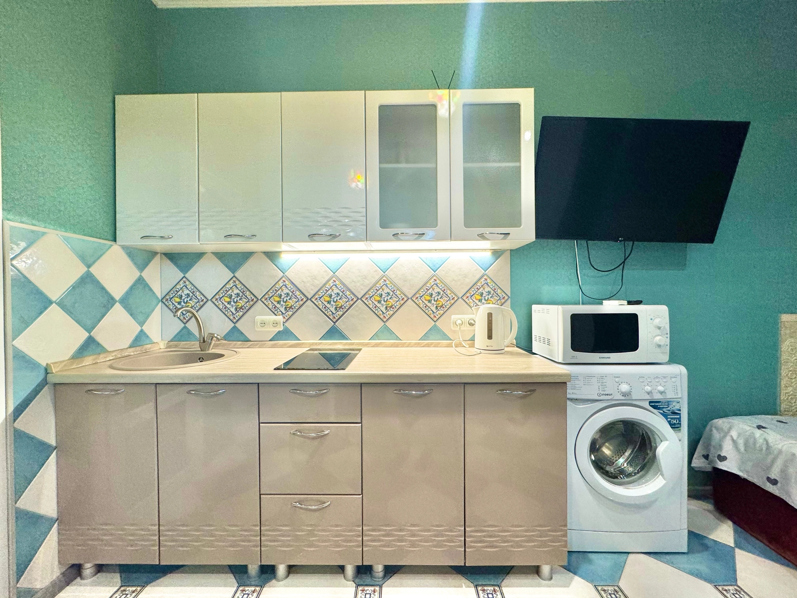 Небольшой двухместный номер с 1 кроватью