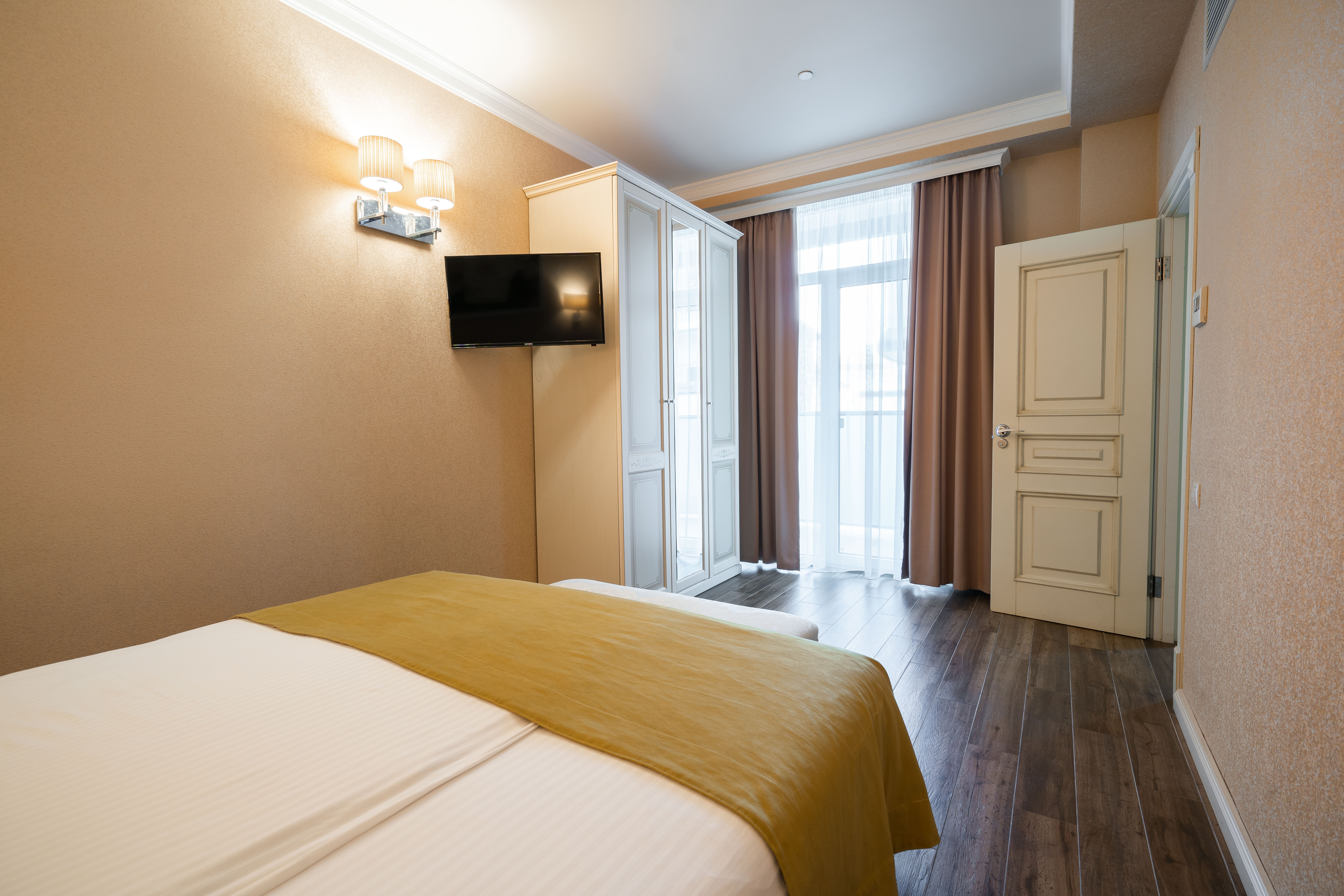 Семейный номер с балконом