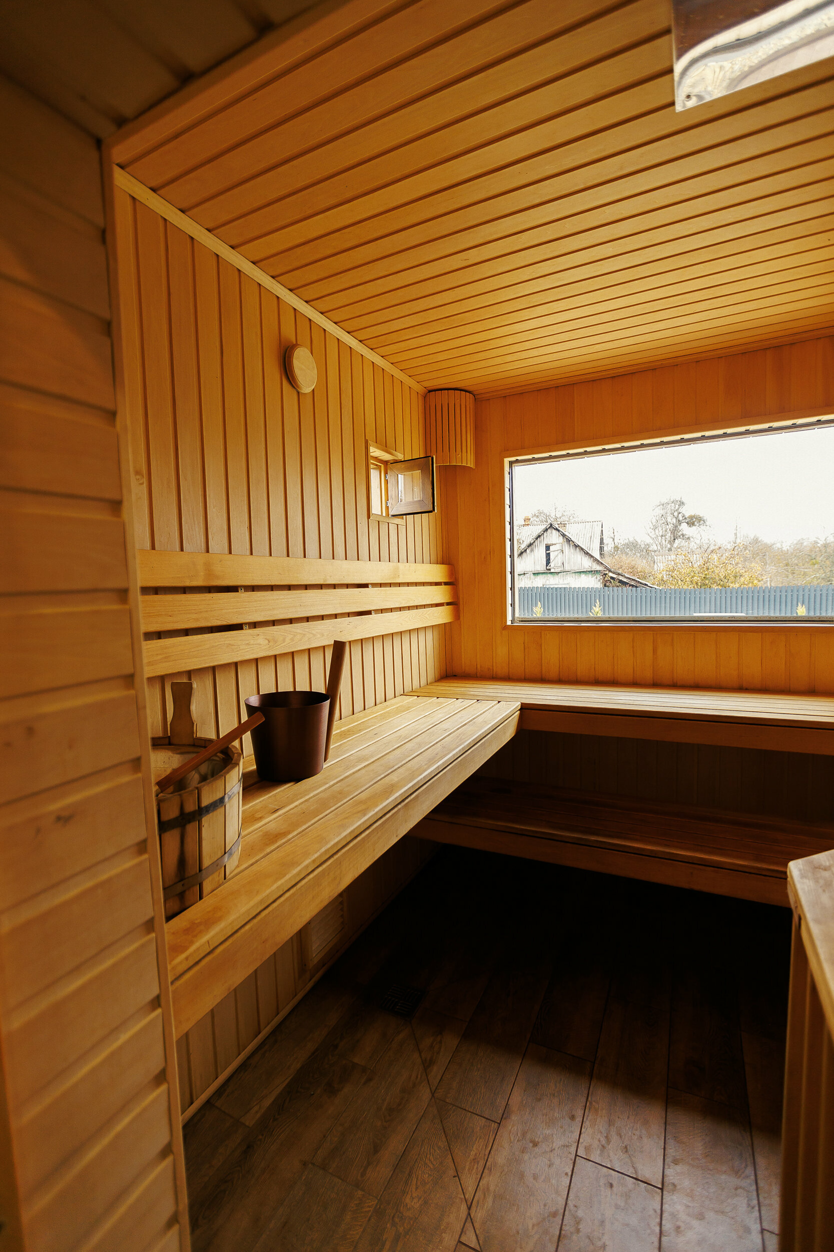 Дом с собственным бассейном