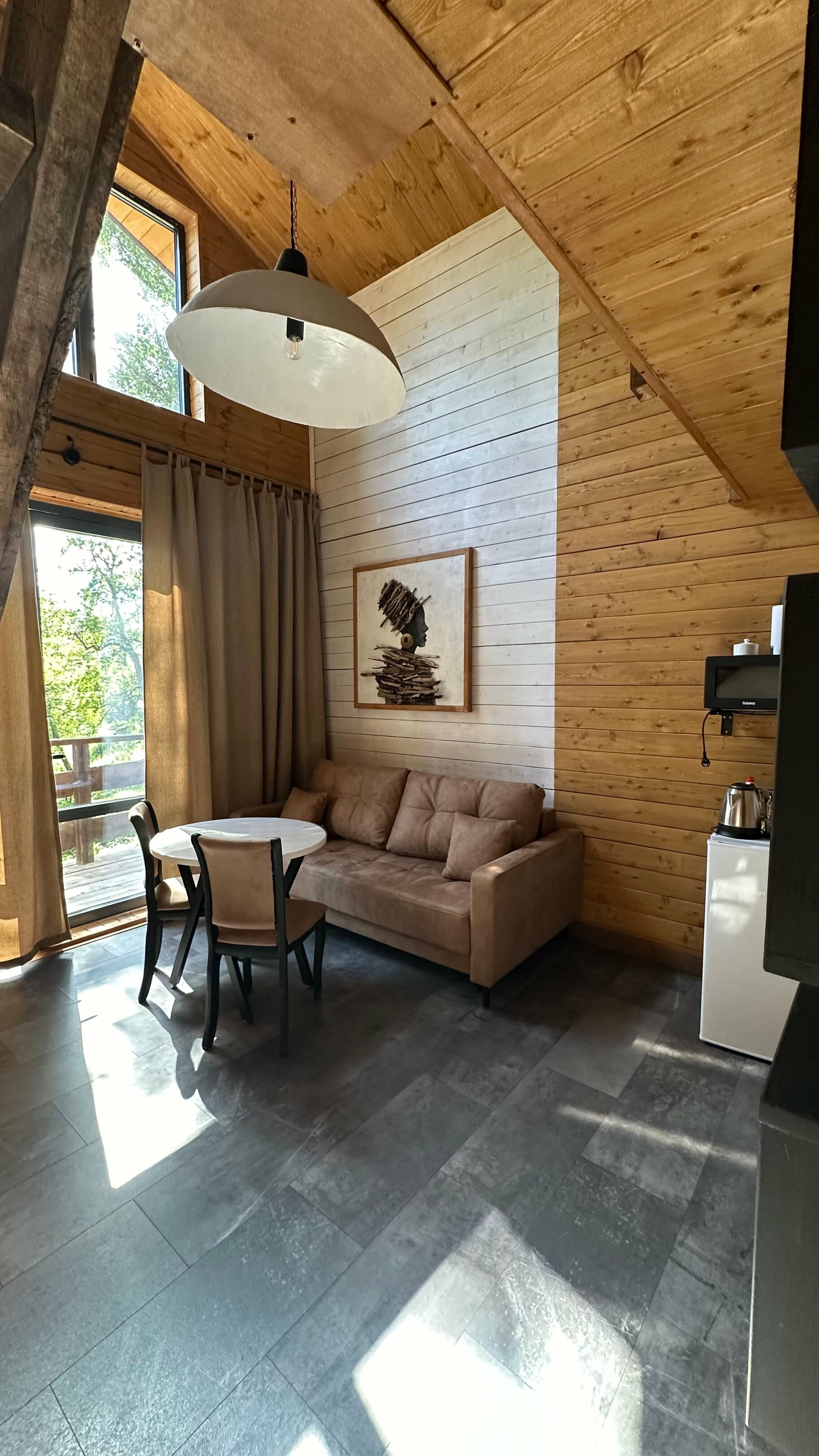 Трехместный номер «Комфорт» с душем