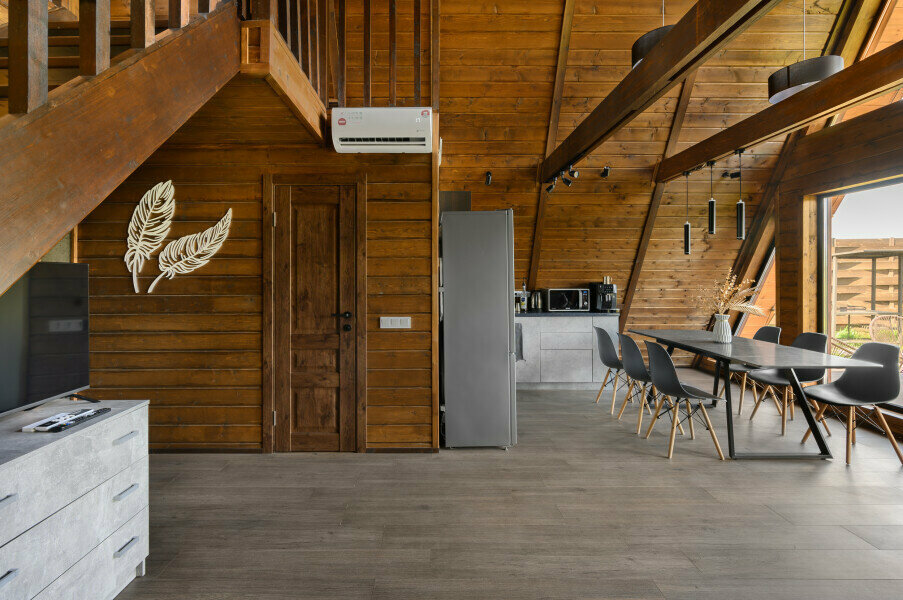 Коттедж №1 (Заезд с 14:00. Выезд до 12:00)