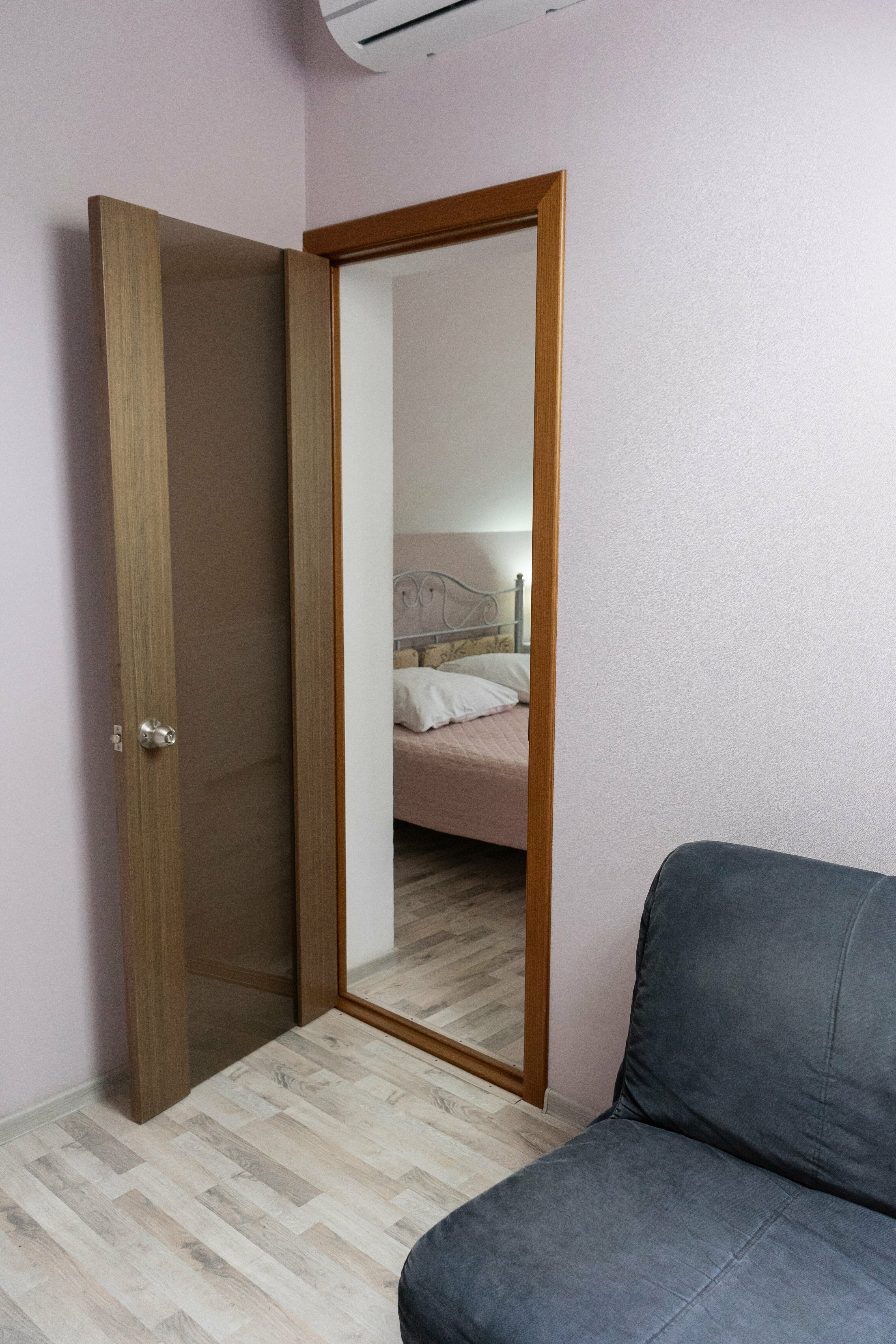 Номер 6, двухкомнатный, четырехместный, с санузлом внутри