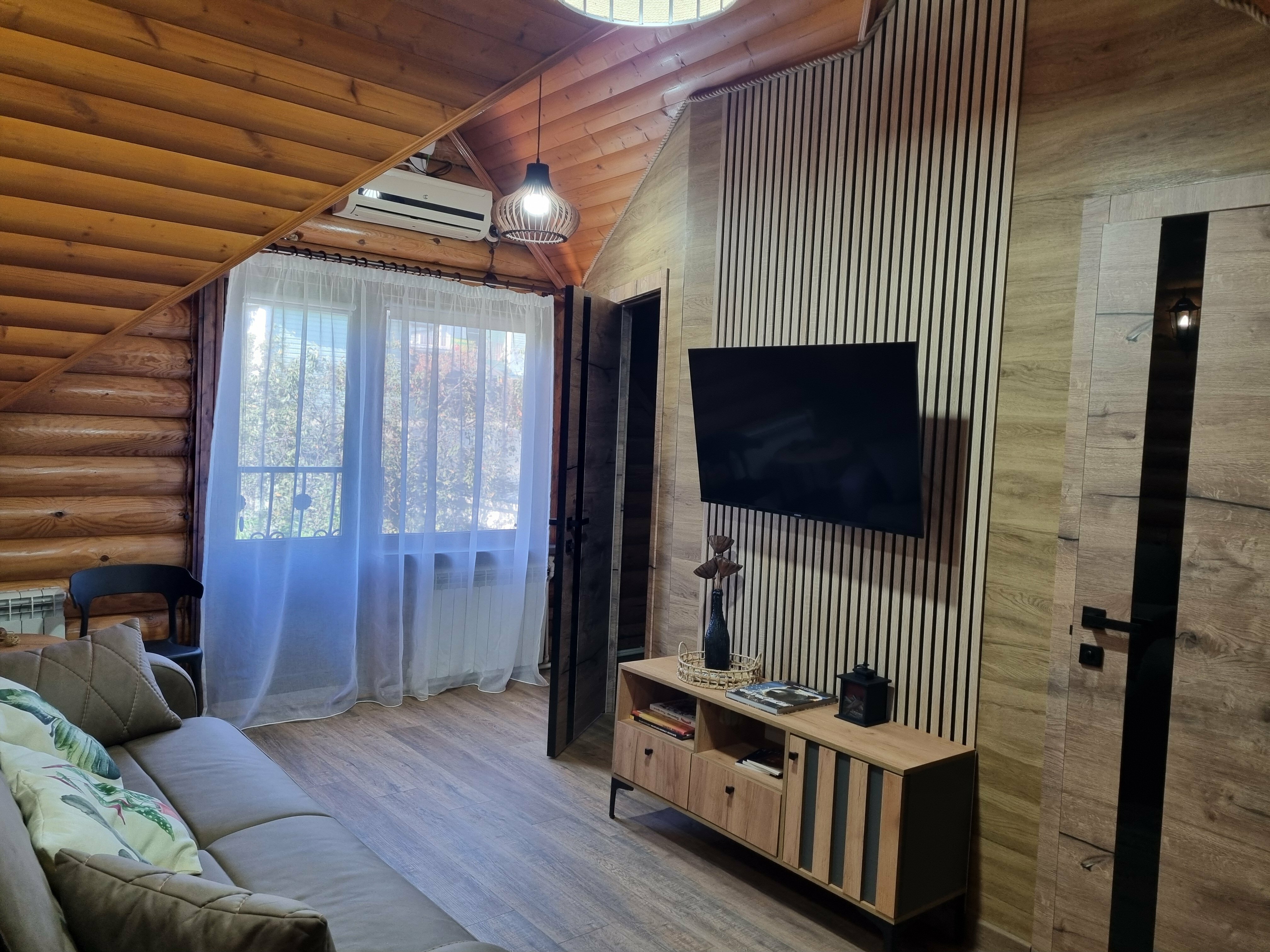 Коттедж с собственным бассейном