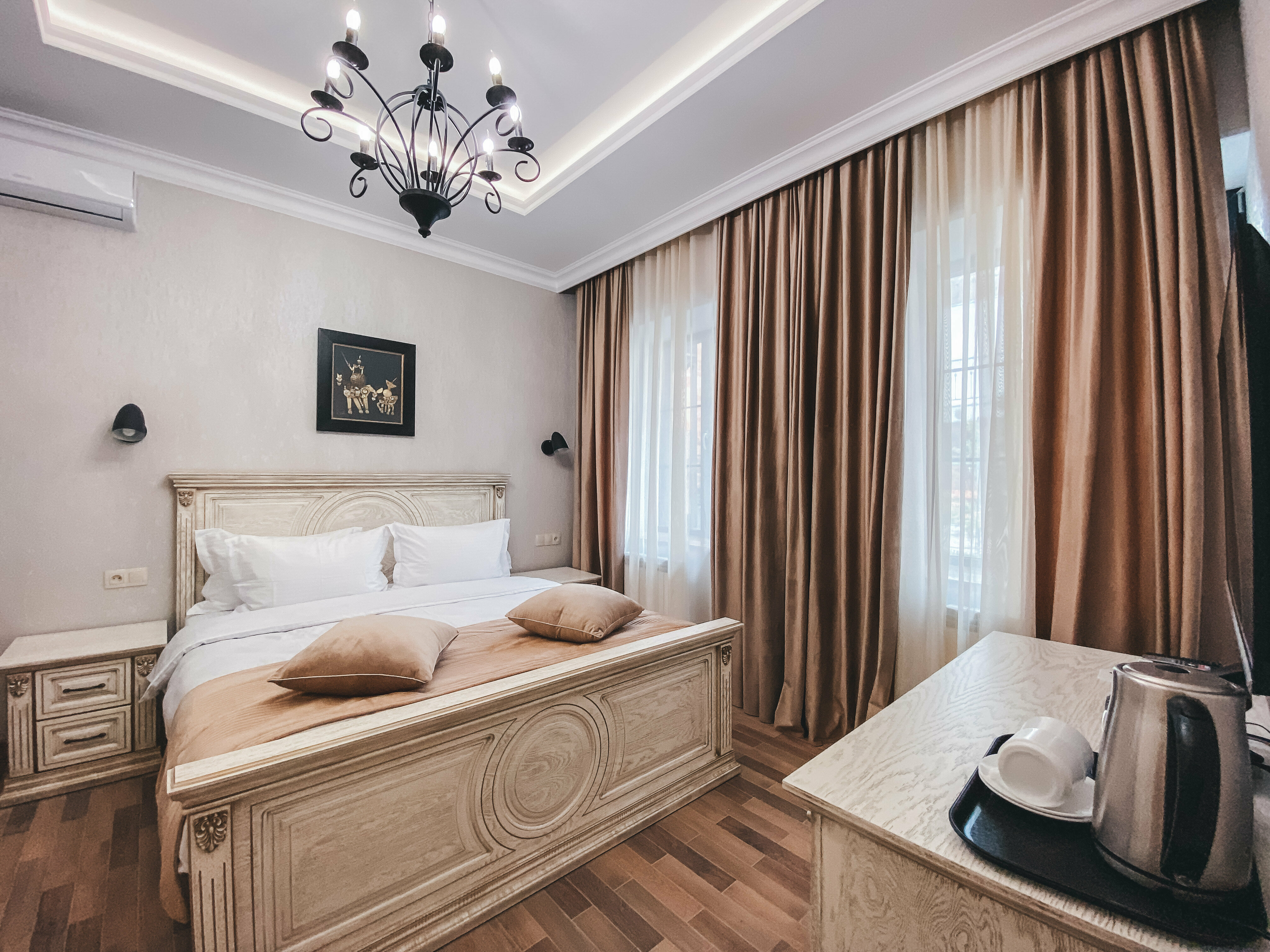 Просторный двухместный номер с 2 отдельными кроватями